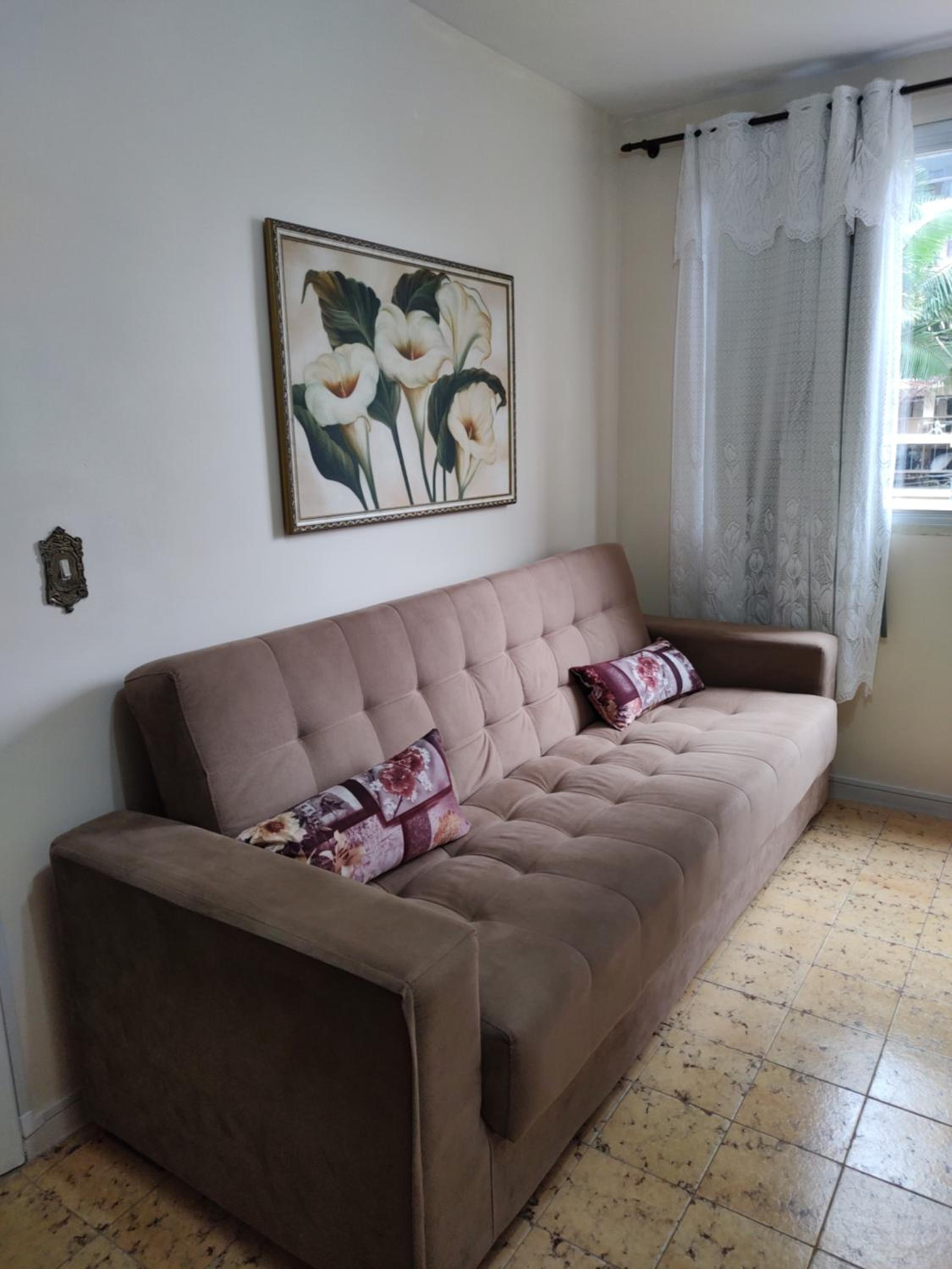 Apartamento Caiobá Pé na areia. Quadra do Mar.