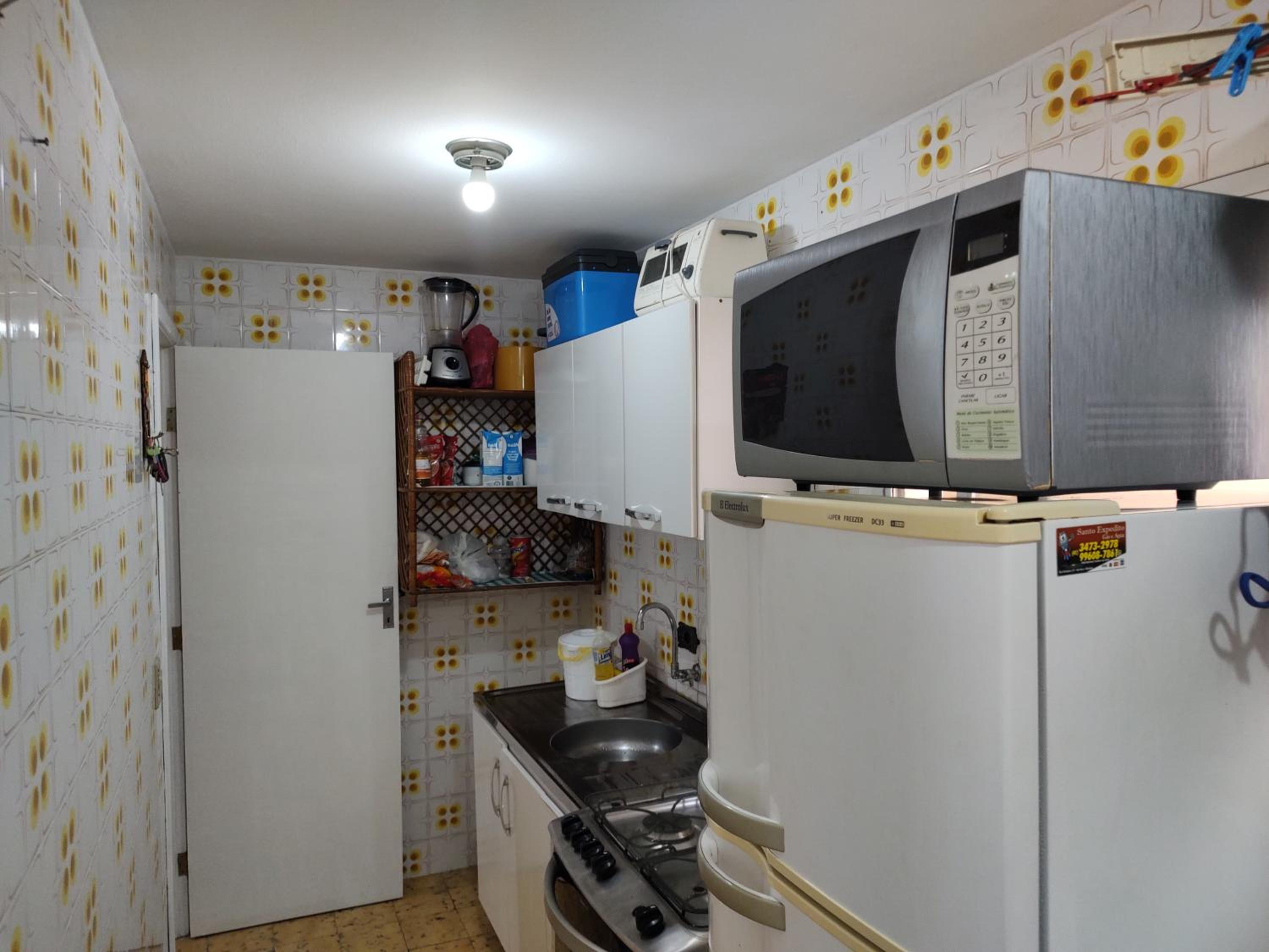 Apartamento Caiobá Pé na areia. Quadra do Mar.