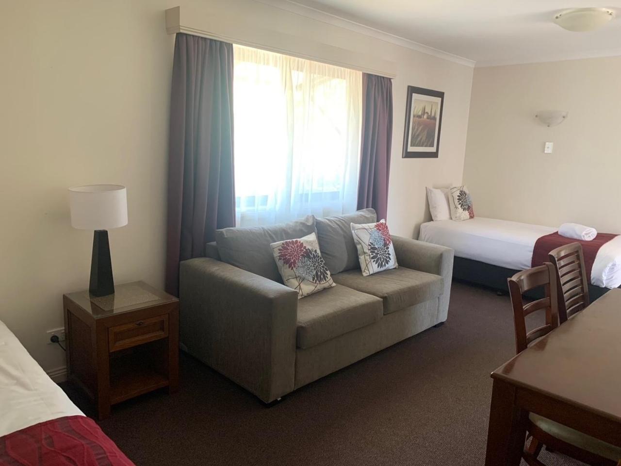 Armidale Pines Motel
