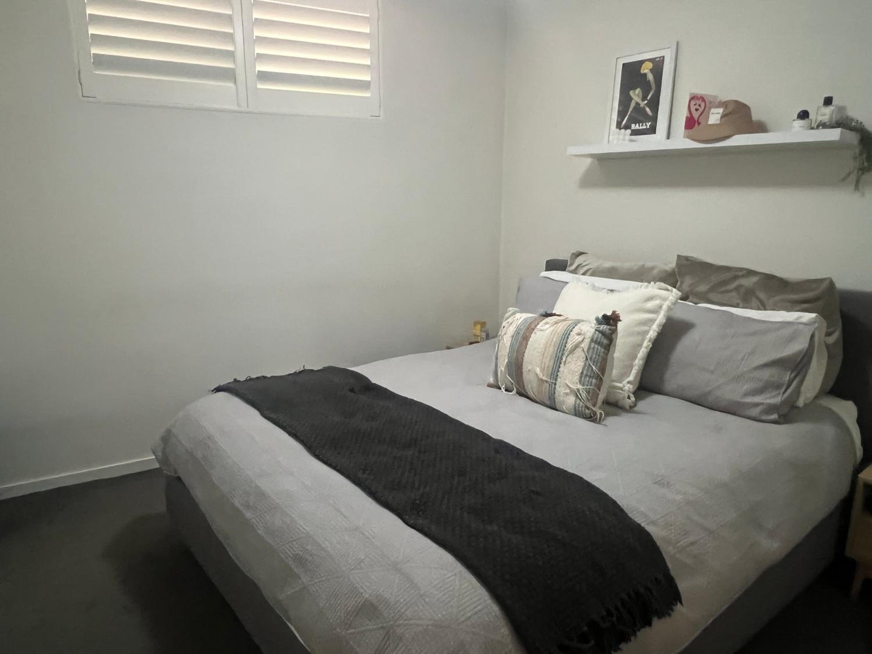 Glen Iris Gem - Modern Apartment with Car Park