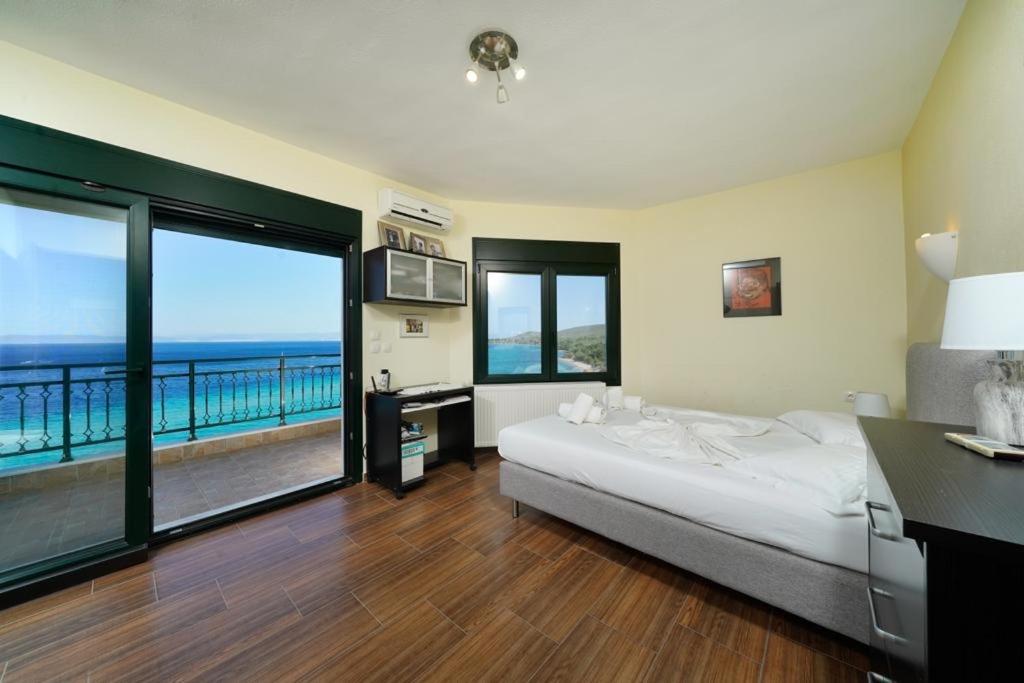 Grand Sea View view 5