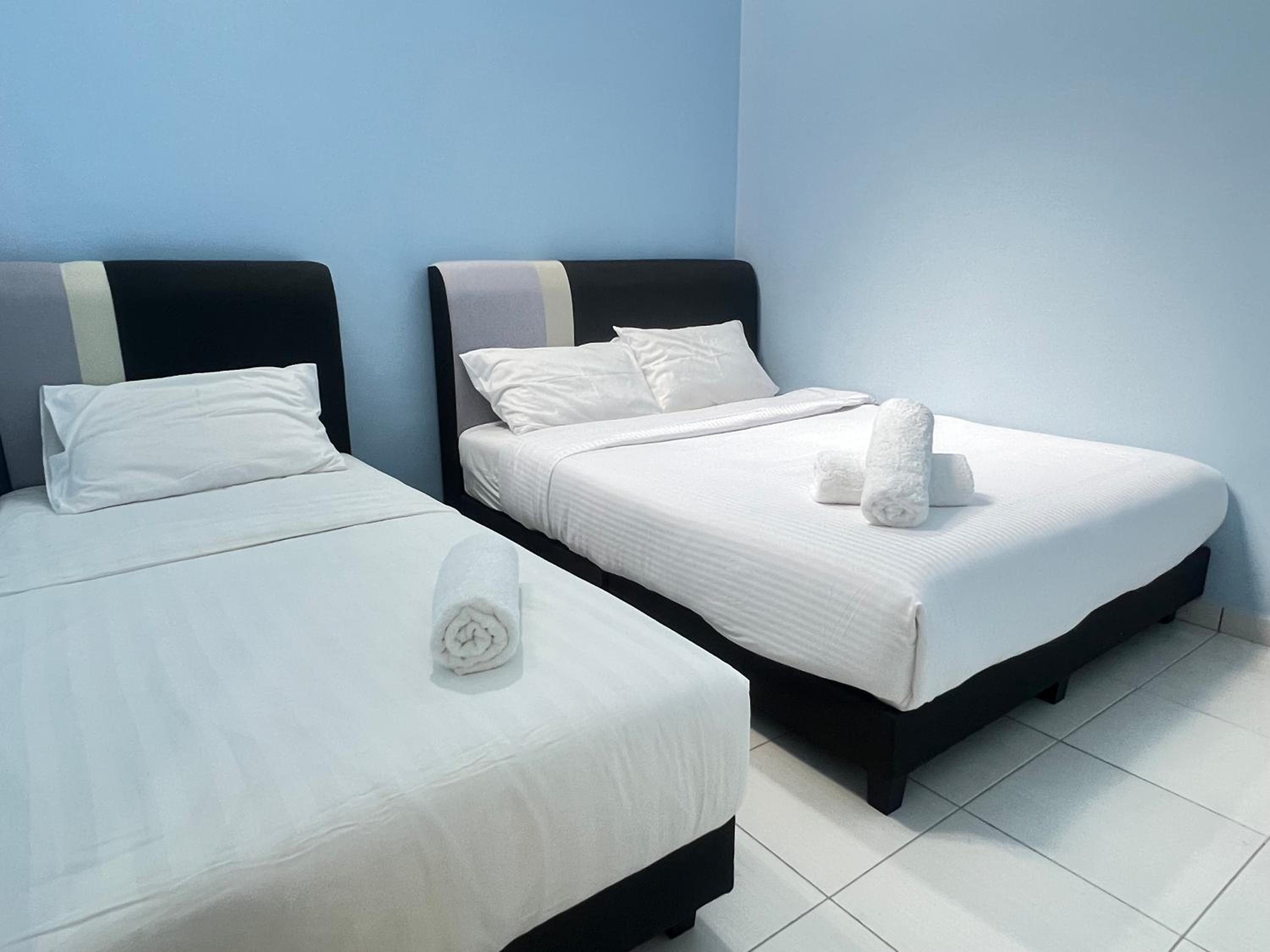 Padang Temu Near TOWN Homestay 9pax @ ExcluSuites Malacca photo 8