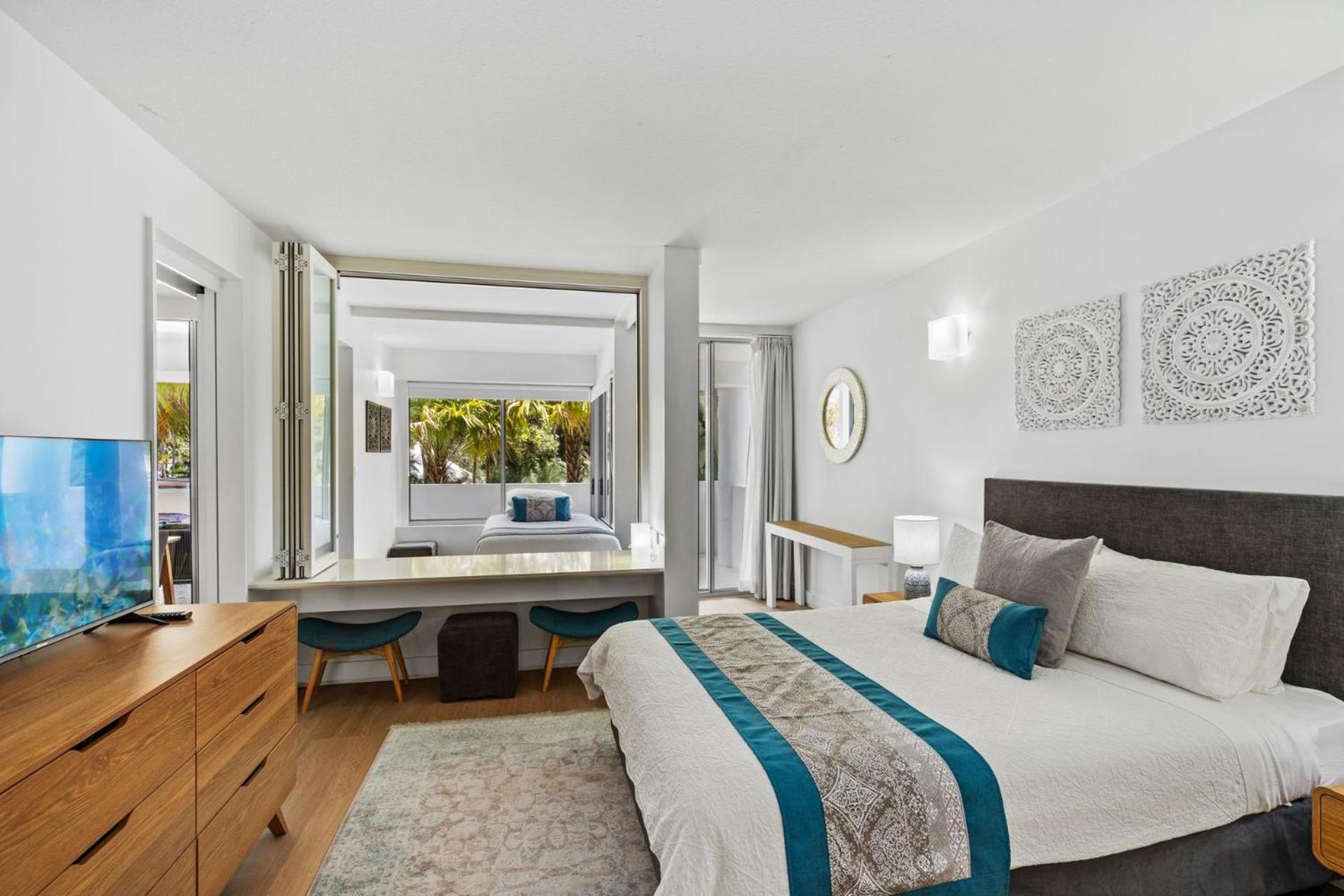 Belle Escapes Drift Beachfront Resort Suite 1202