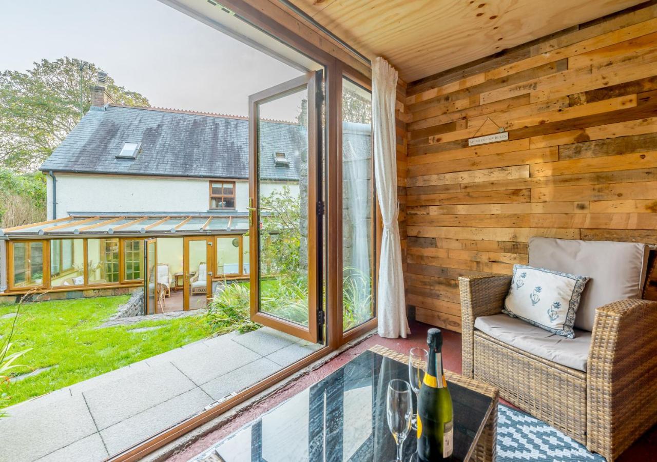 3 Bed in Manorbier oc-pw270a