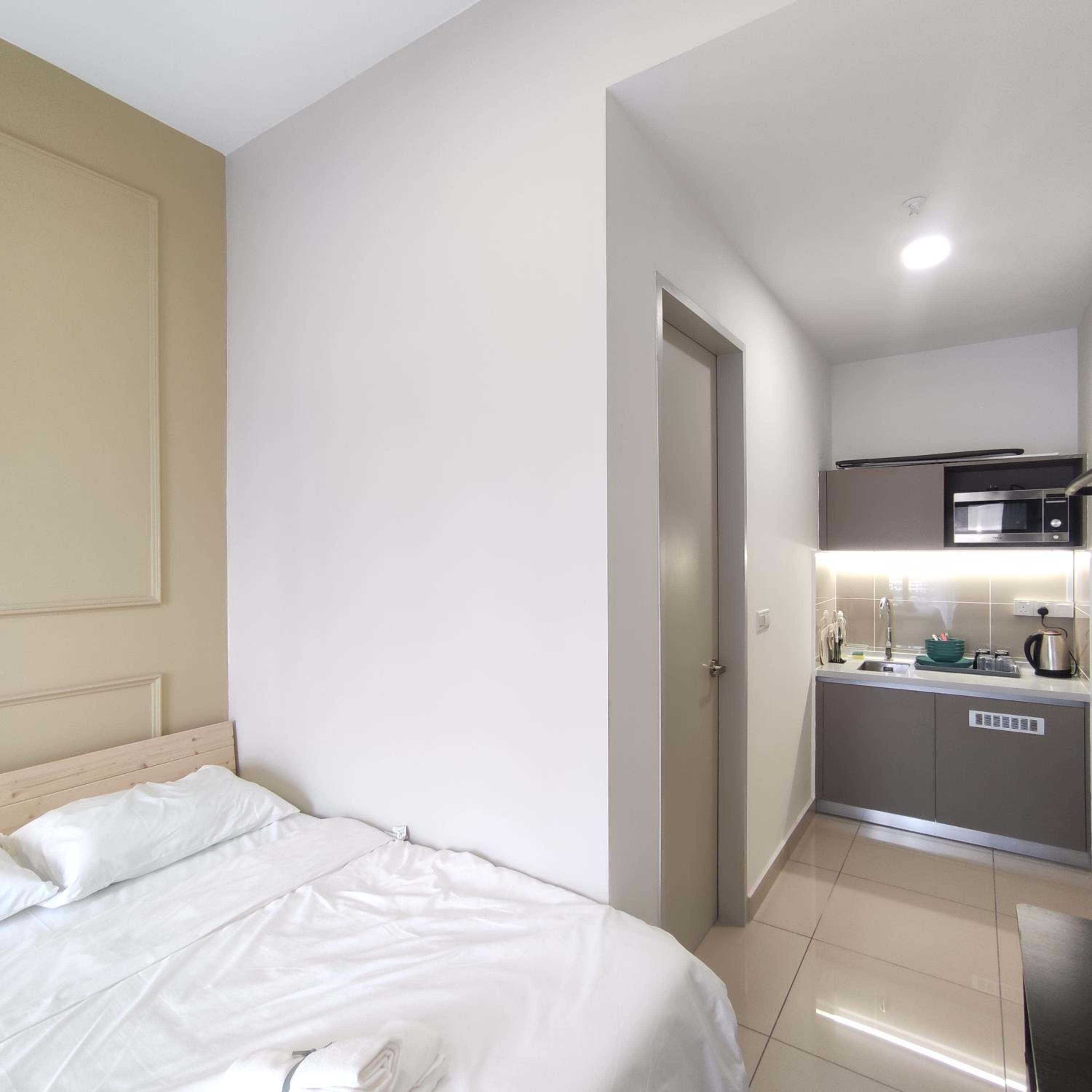 TRION studio 4 PAX tenseven