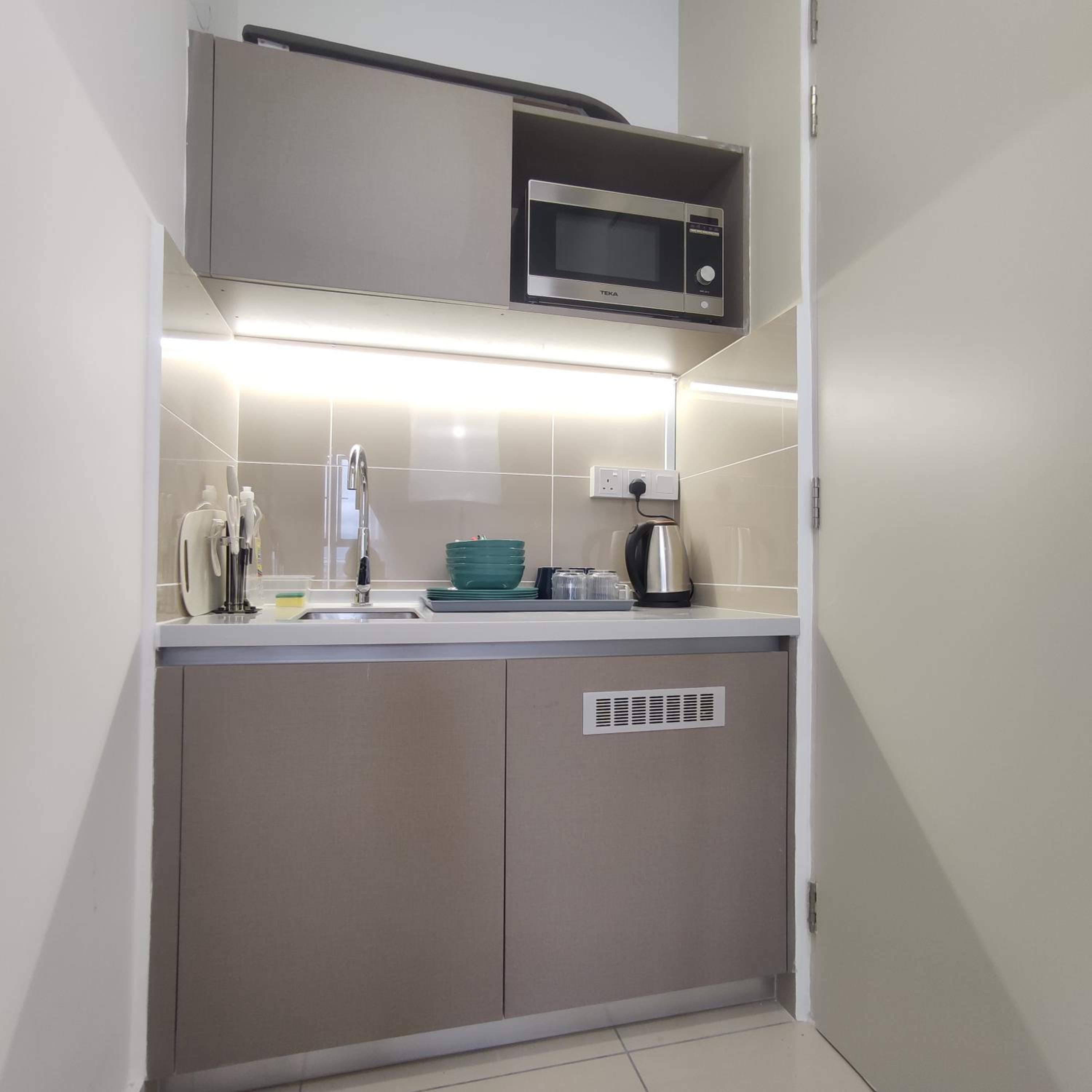 TRION studio 4 PAX tenseven