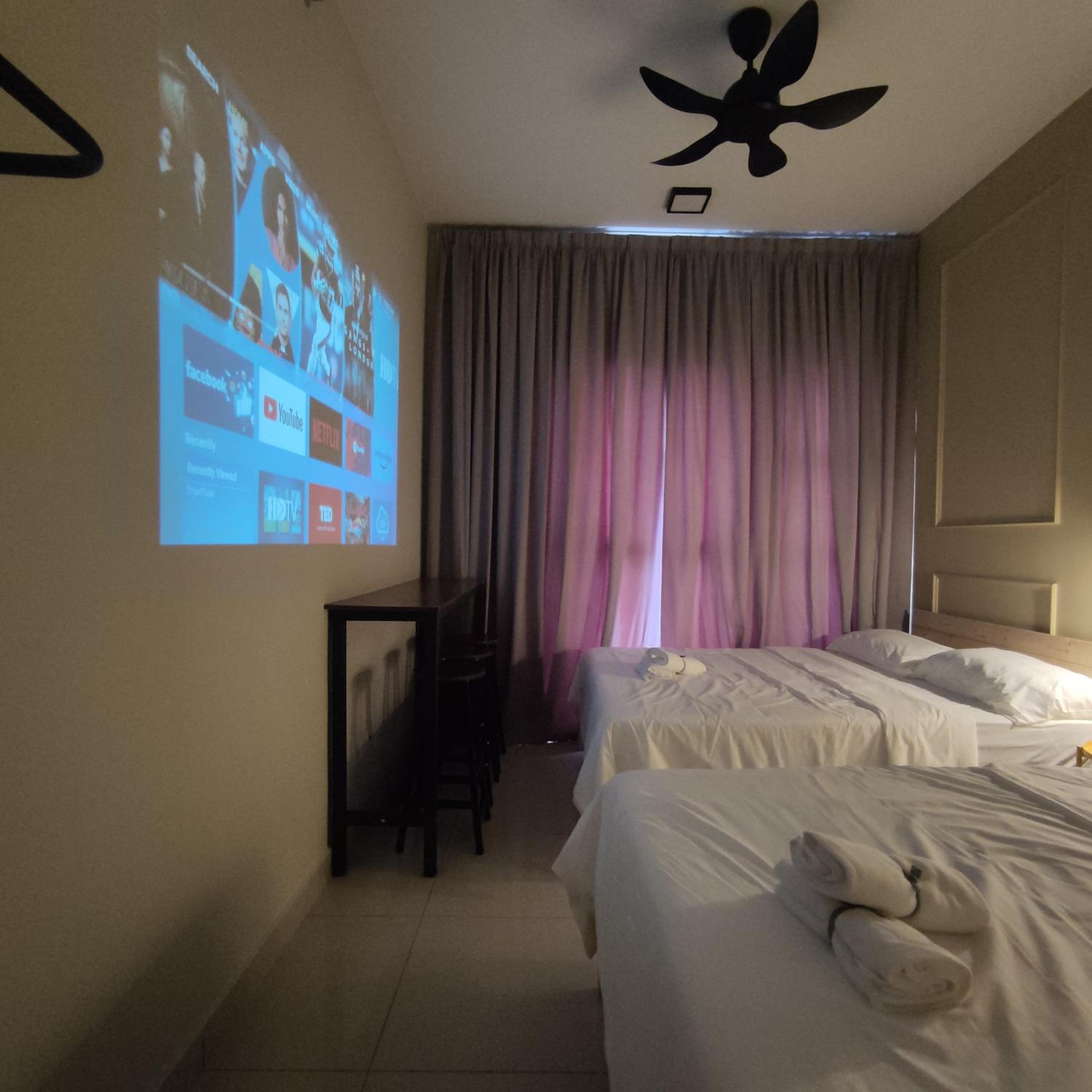 TRION studio 4 PAX tenseven