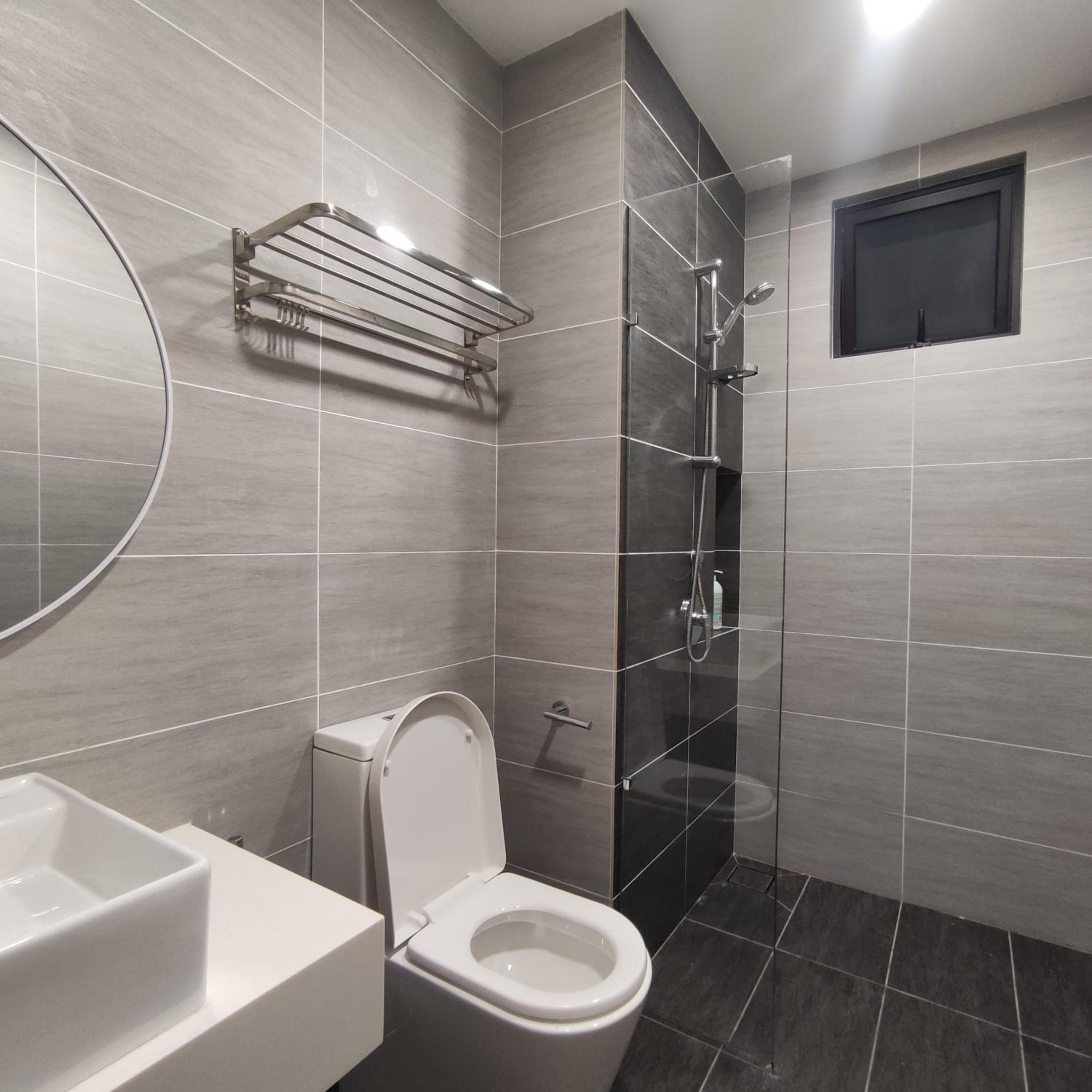 TRION studio 4 PAX tenseven