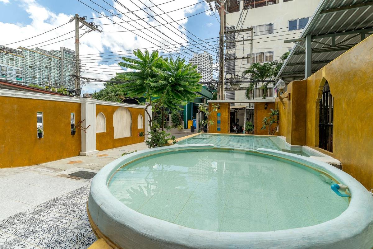 Private Guesthouse with Great Location(JG) view 3