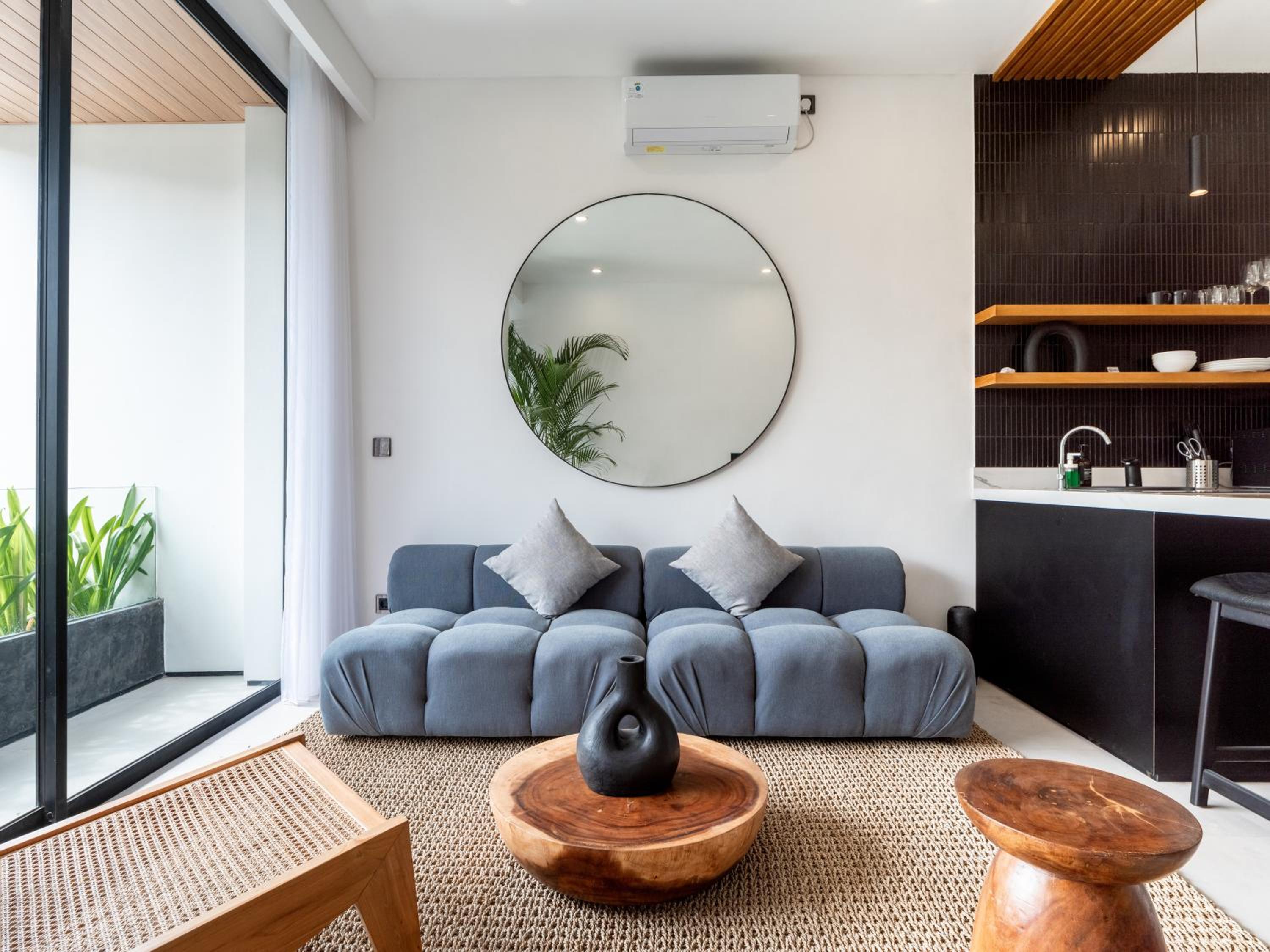 Photo 32