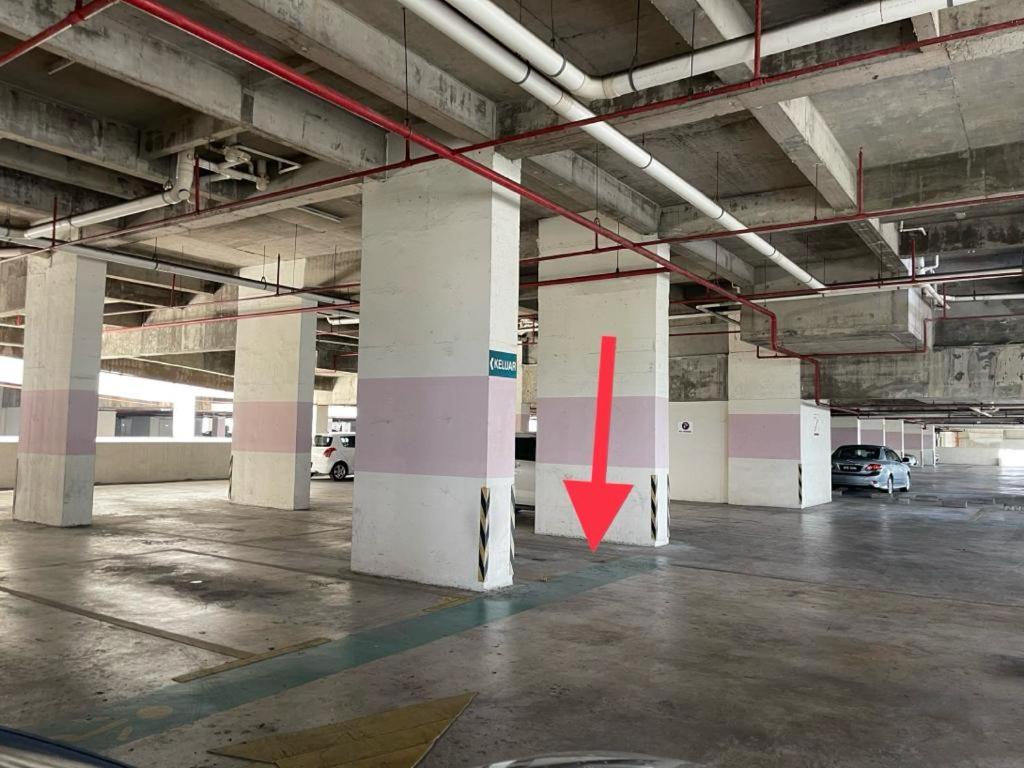 Dalamanda 3Pax Sunway Velocity Balcony CItyView