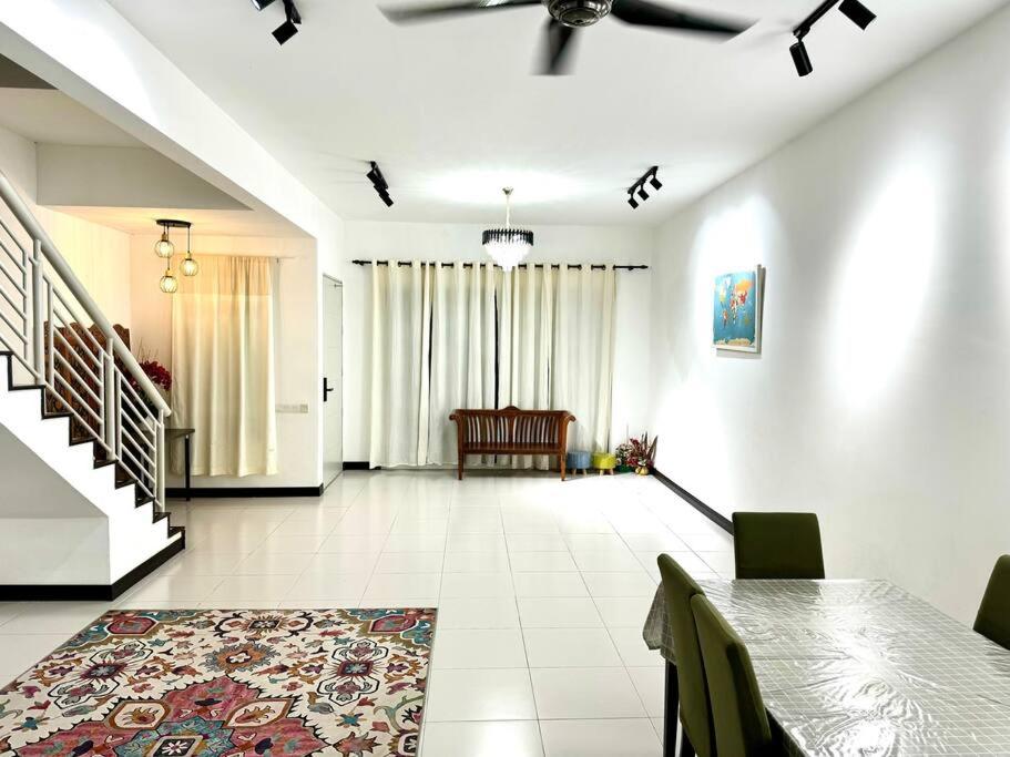 Home Vacays at Kota Puteri photo 7