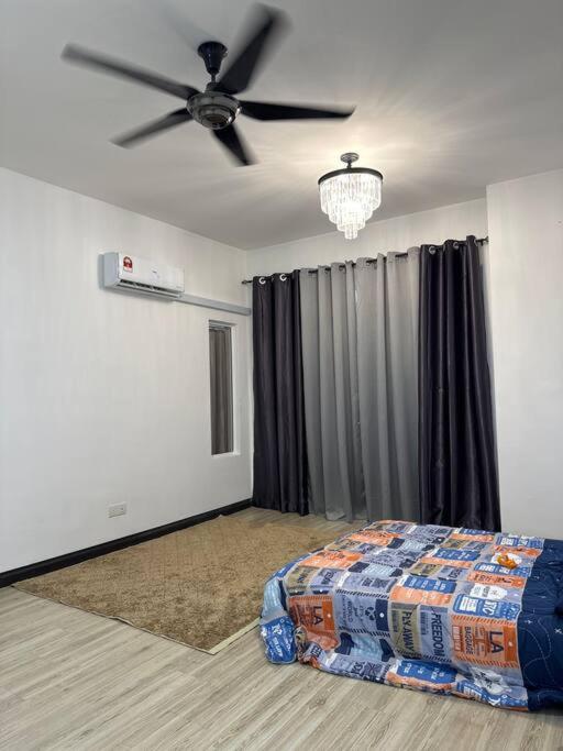 Home Vacays at Kota Puteri