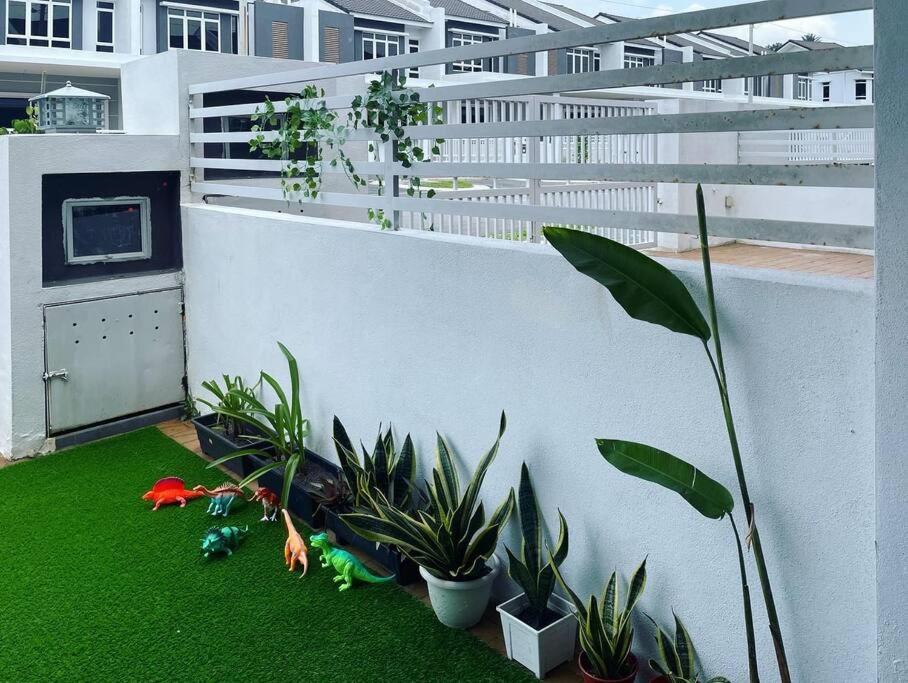 Home Vacays at Kota Puteri photo 6