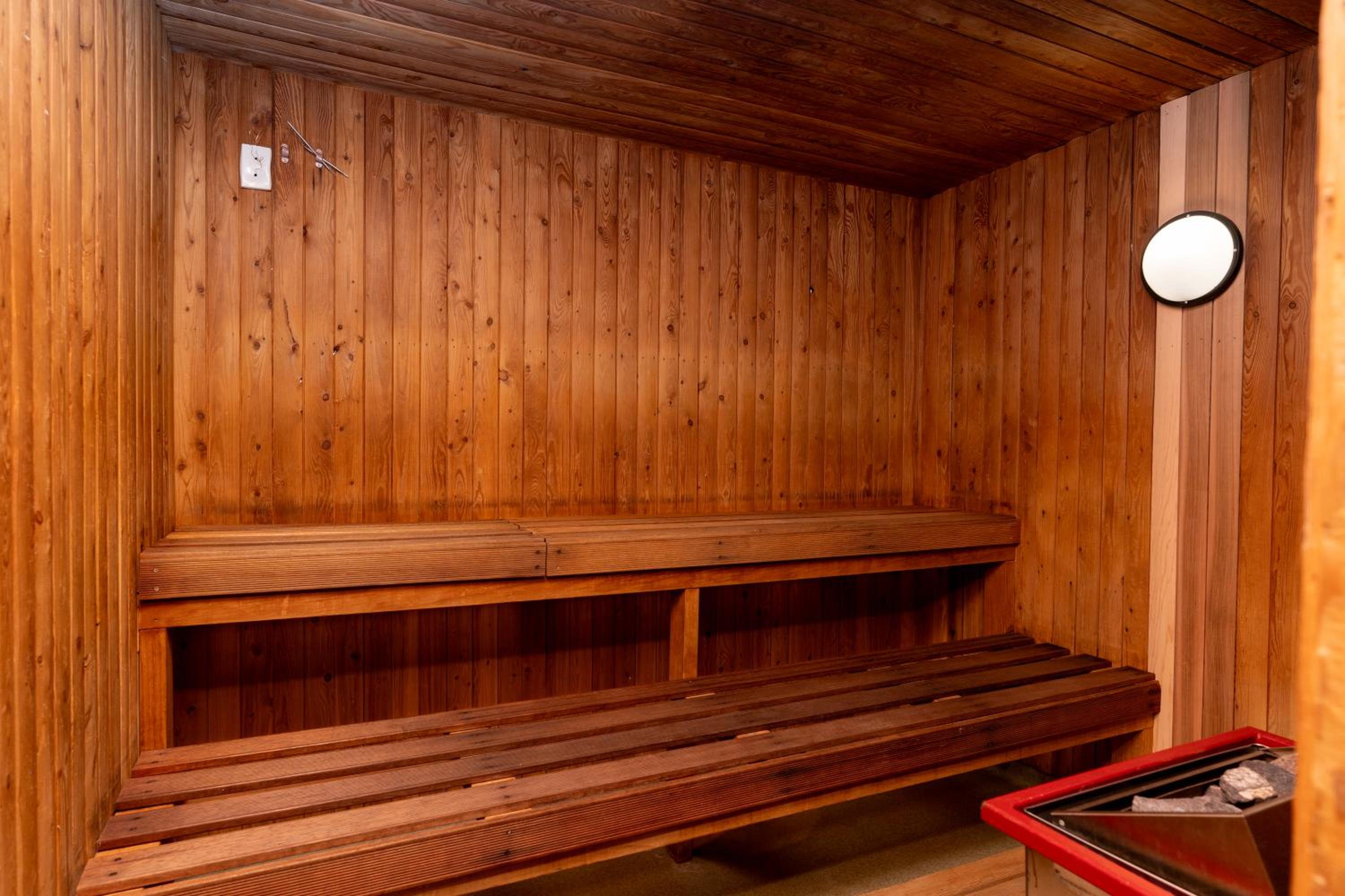 Haka House Hostel Aoraki Mt Cook