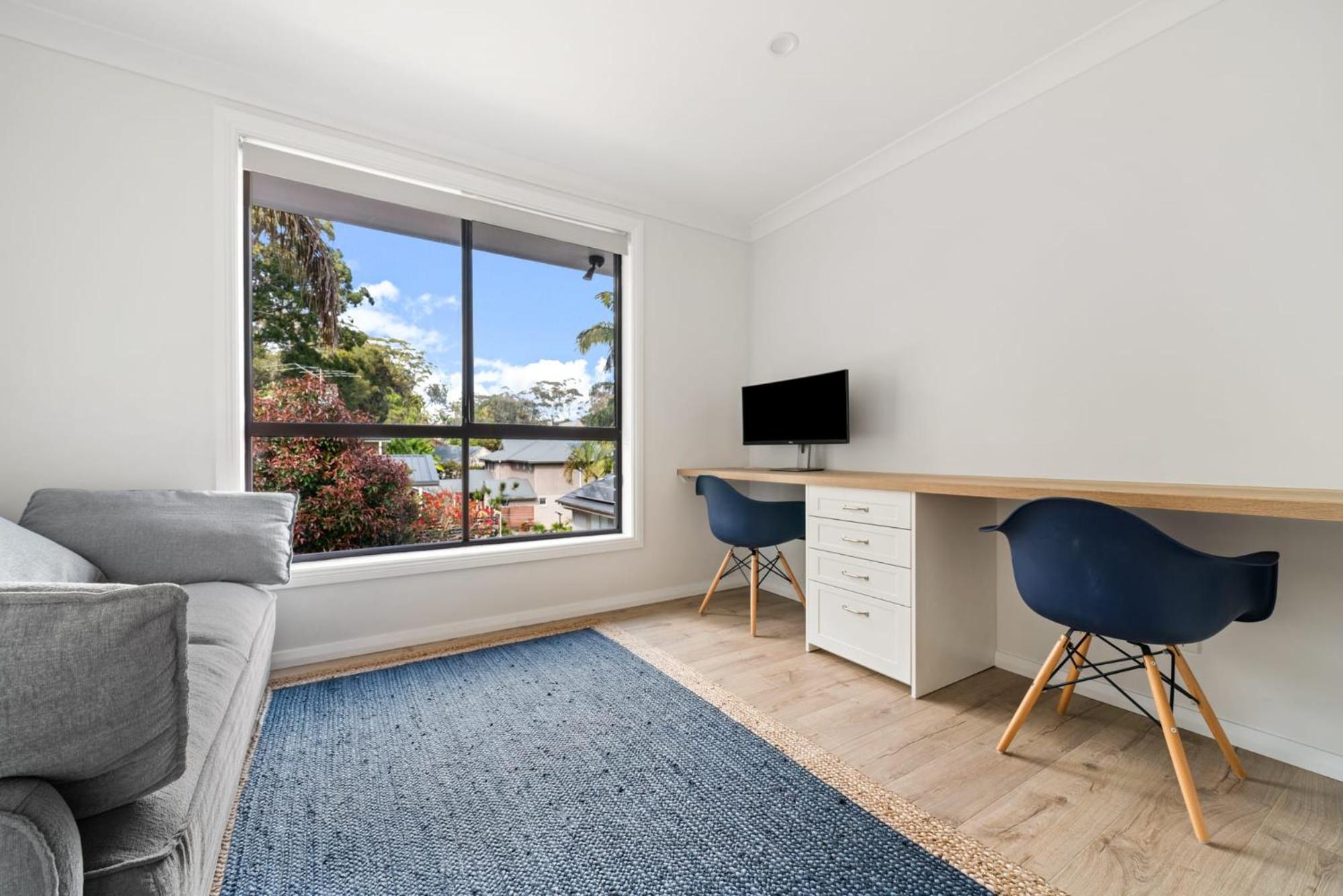 Surf Lodge Avoca Beach Waterfront to Avoca Lake