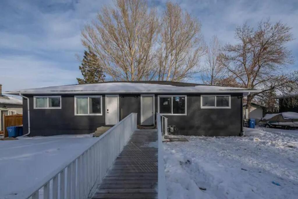 Accessible/PetFriendly-2bedSuite