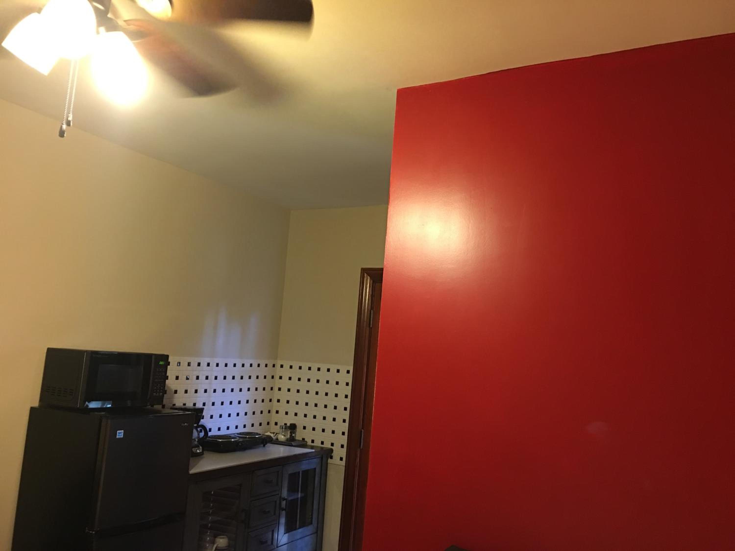 Garden View Guest Unit single bed ,kitchennate insuit full Bathroom