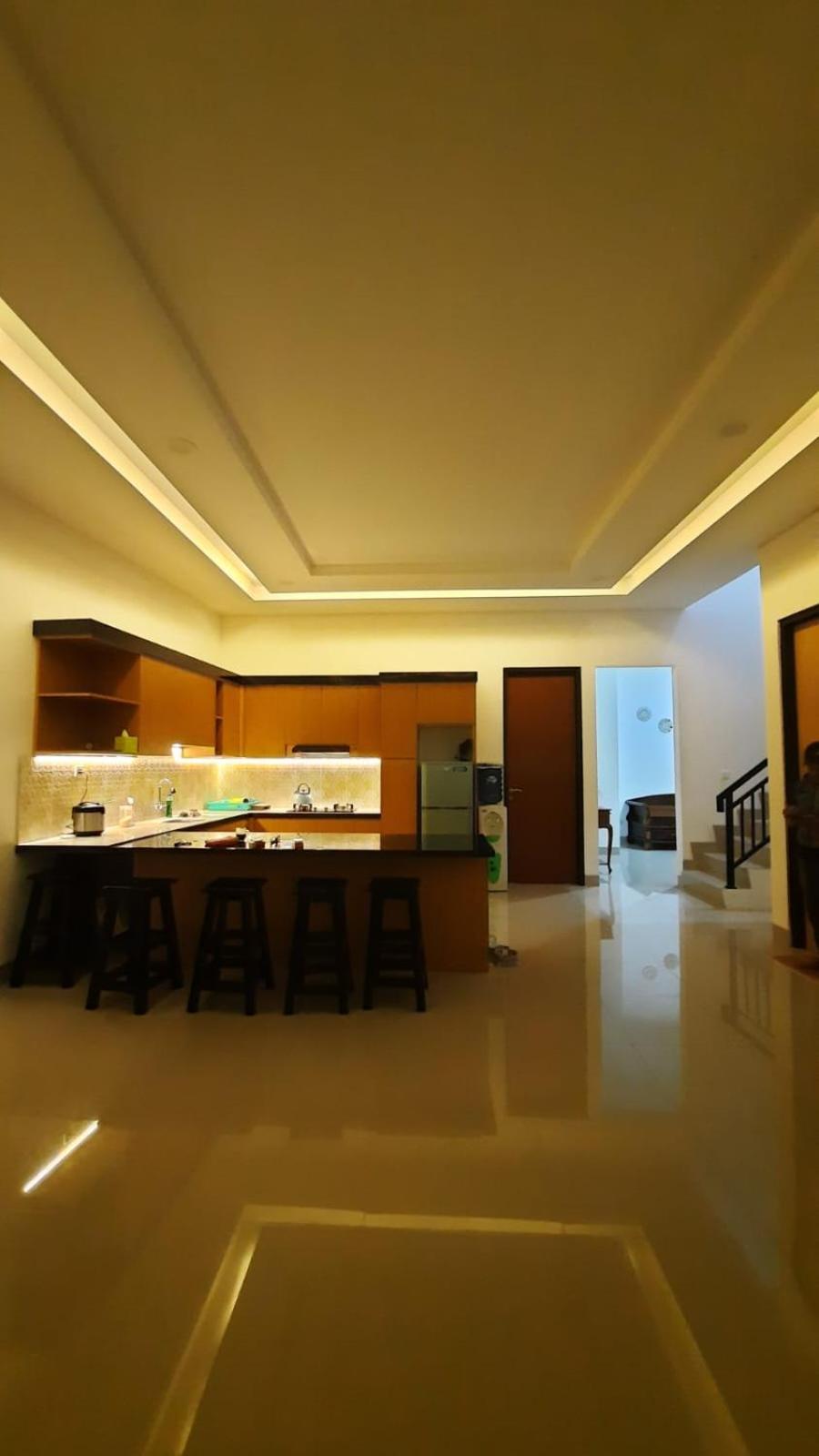 Cakrawala Villa, Megamendung