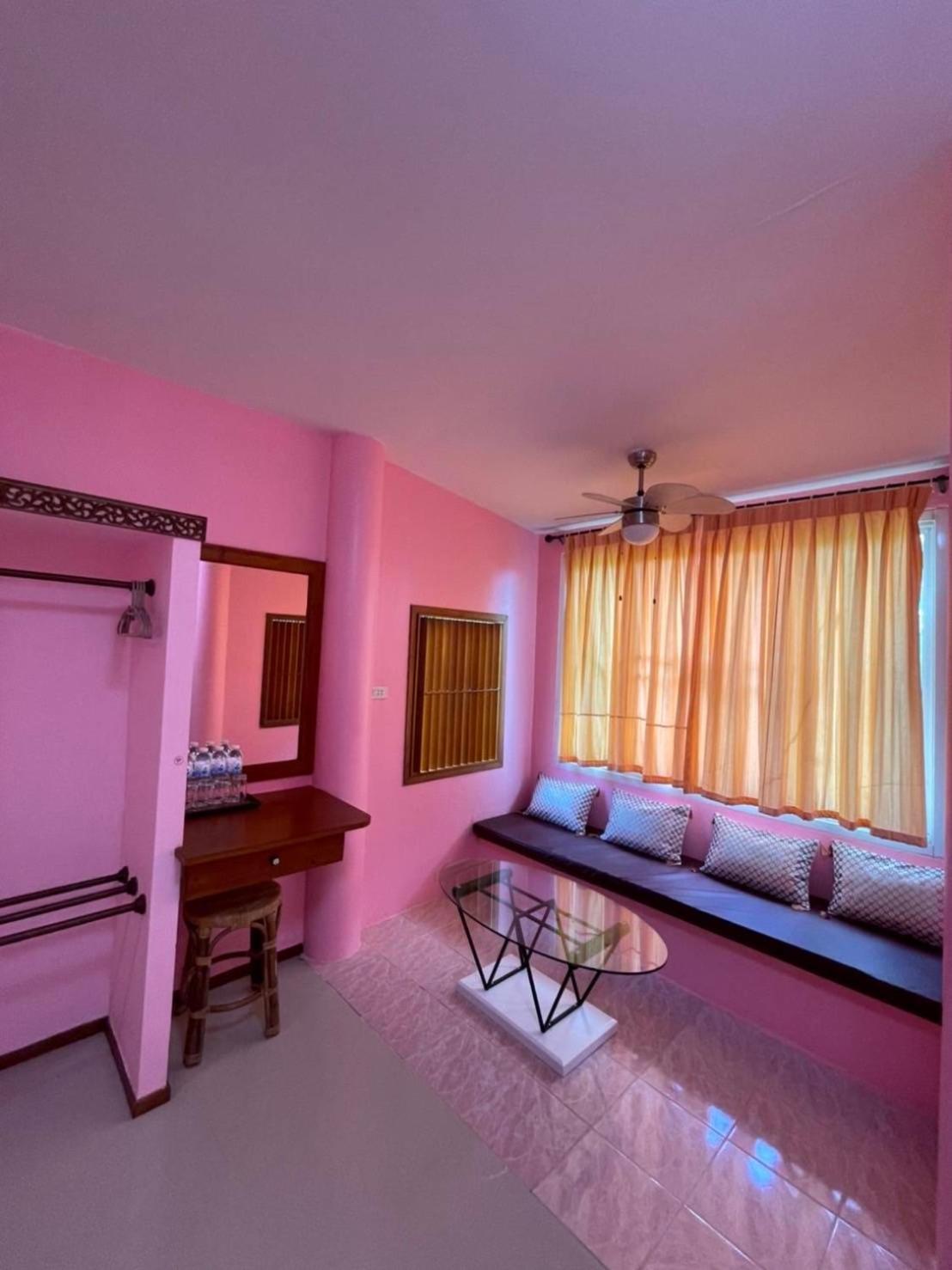 Ozone Chomdao Resort
