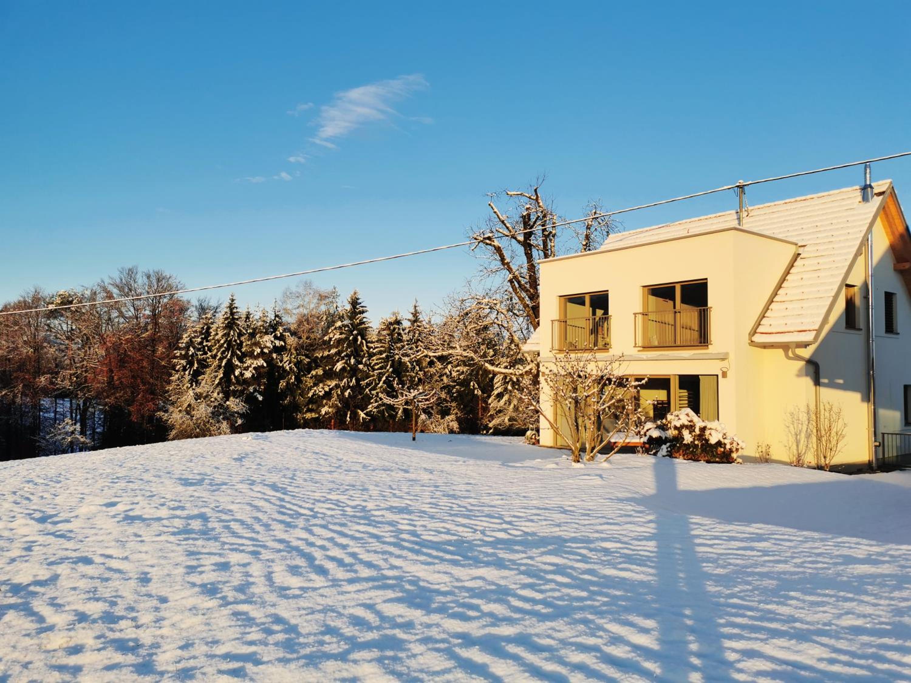 Stilvolles Ferienhaus Südsteiermark ruhige Lage top Aussicht & E-Ladestation