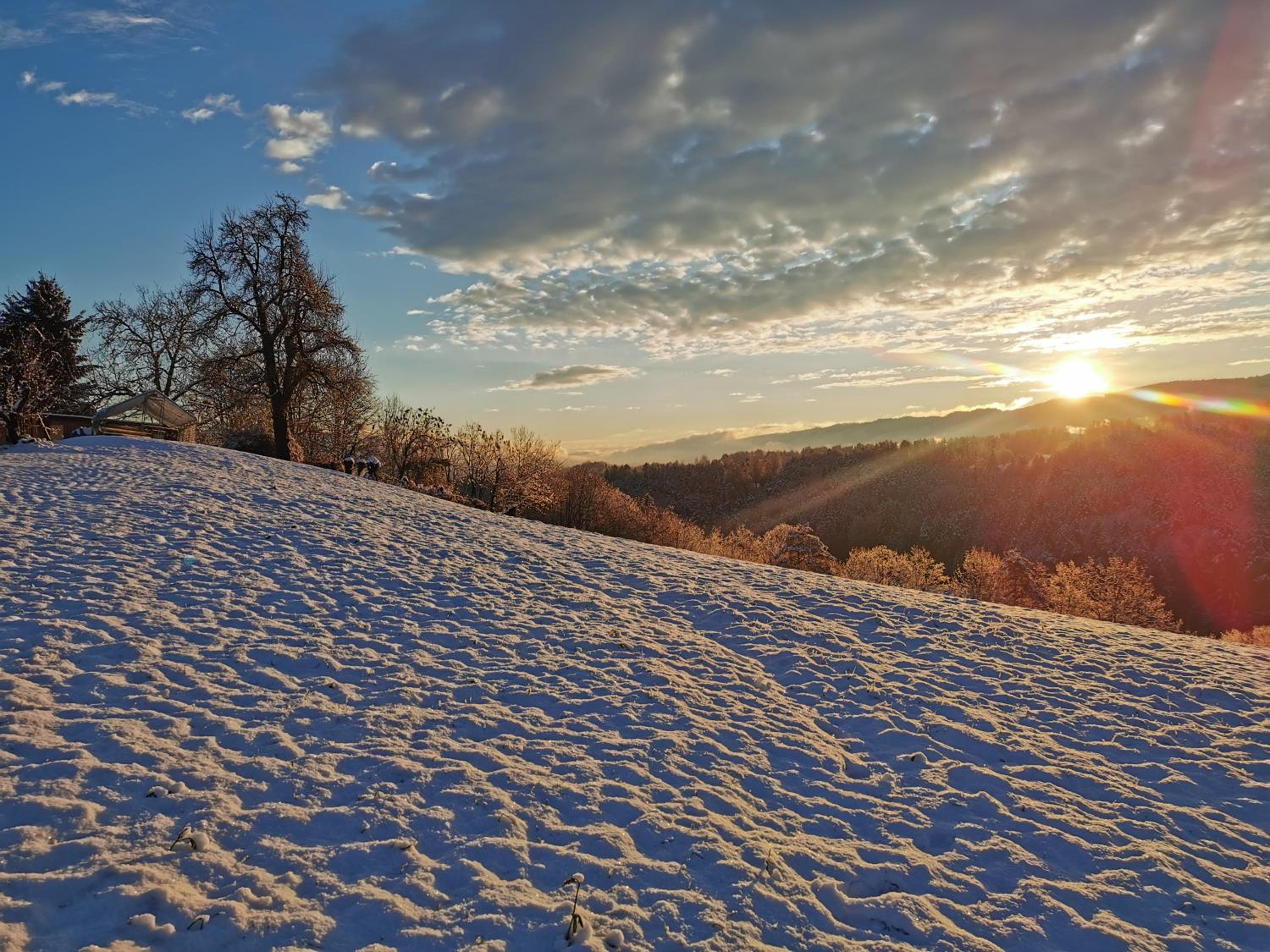 Stilvolles Ferienhaus Südsteiermark ruhige Lage top Aussicht & E-Ladestation