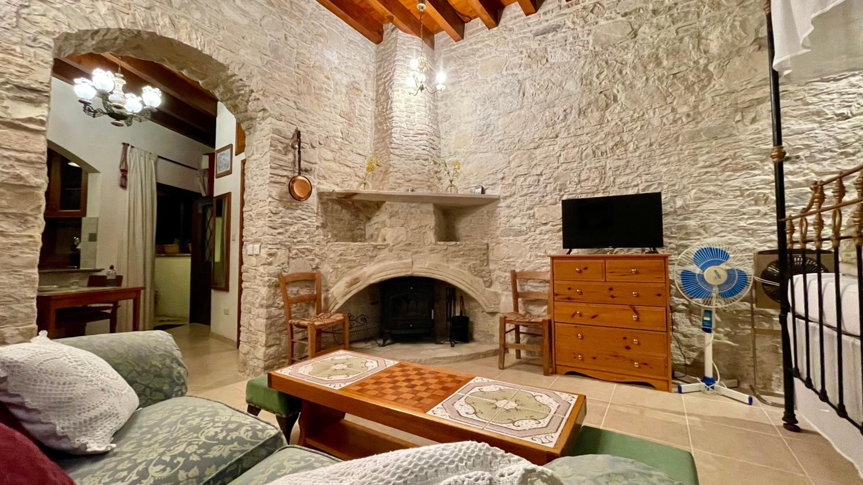 Juliet Suite by TrulyCyprus