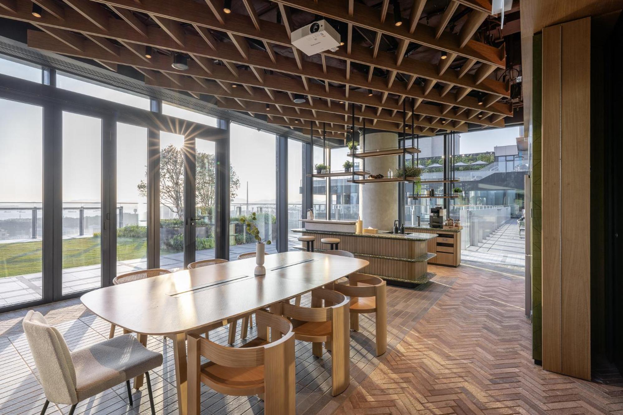 TOWNPLACE WEST KOWLOON
