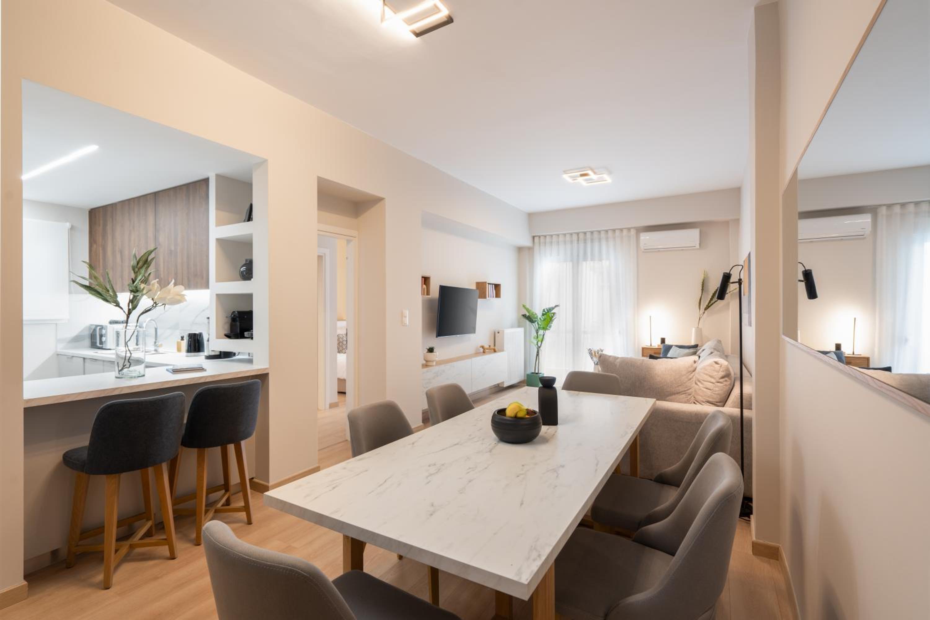 Luxurious Apartment In the Heart of Athens