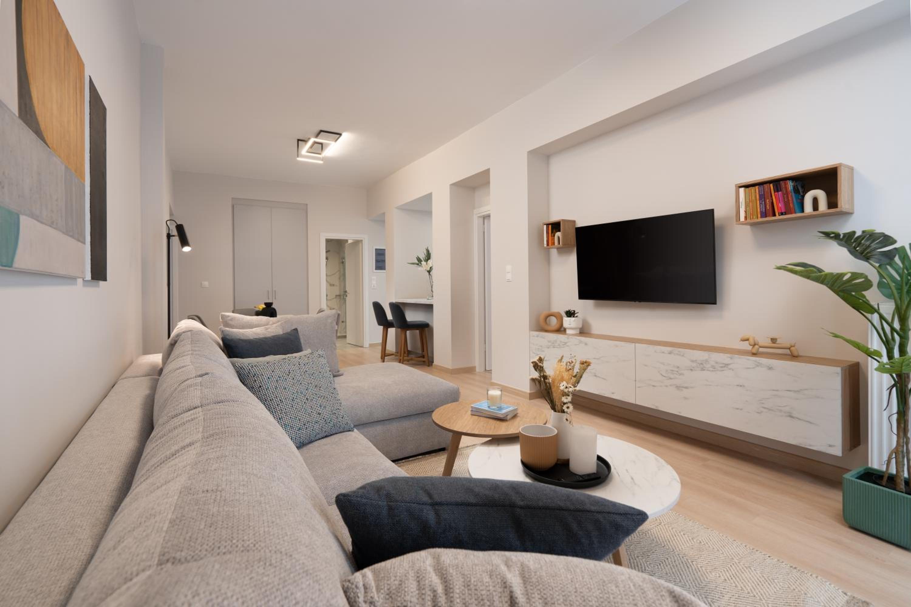 Luxurious Apartment In the Heart of Athens