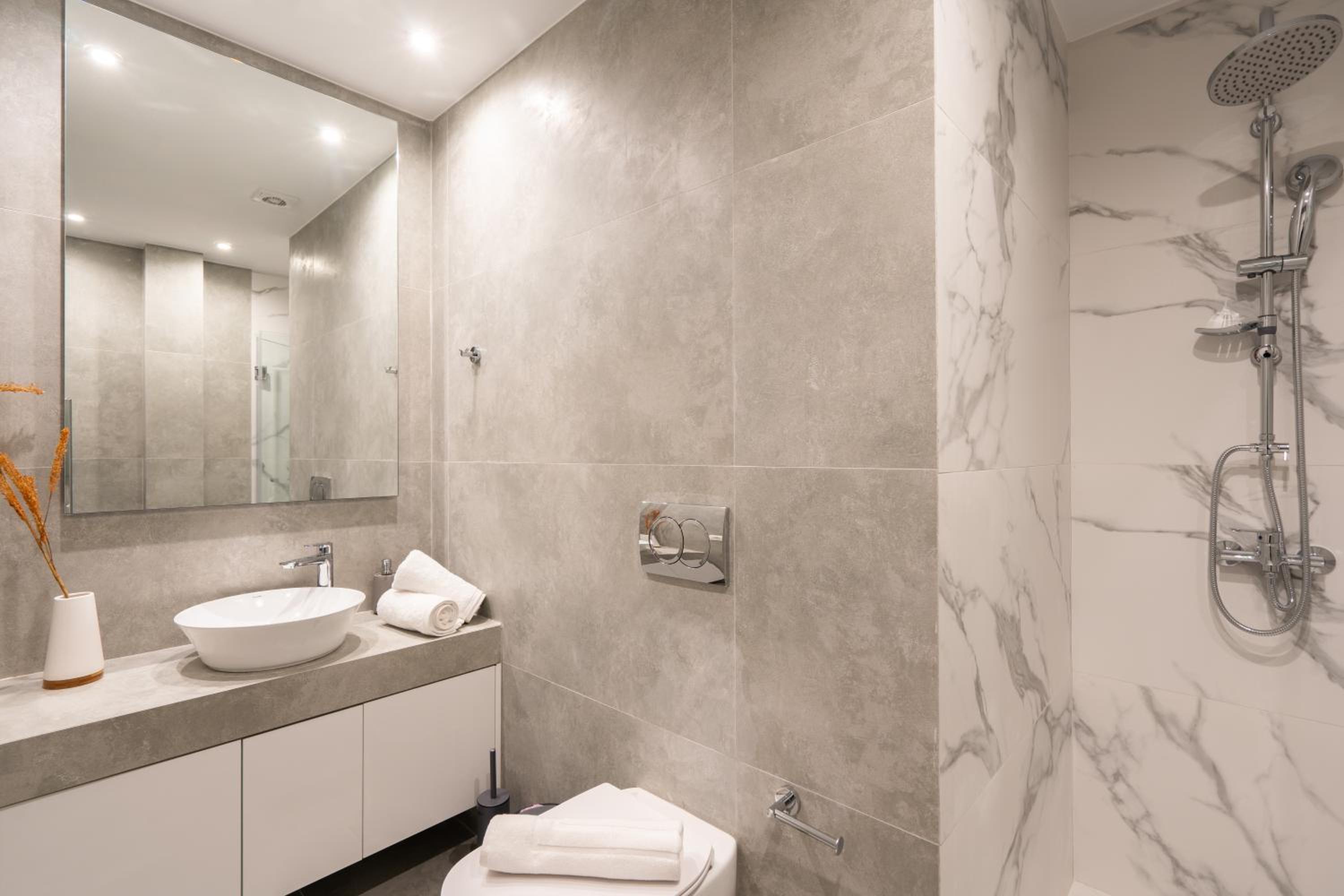 Luxurious Apartment In the Heart of Athens