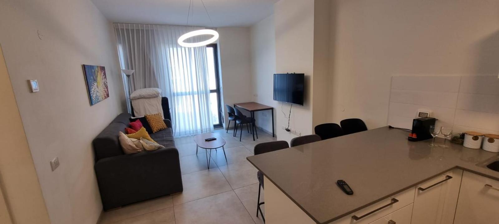 JTower Royal Suites - Alefimmoed