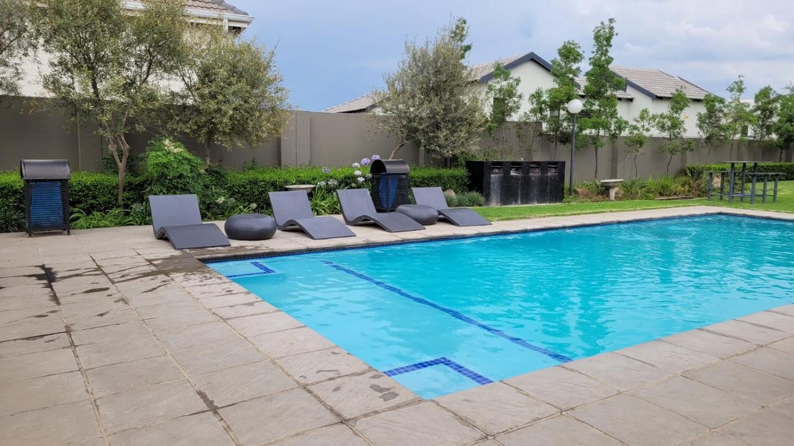 32 a la Ventura Fourways