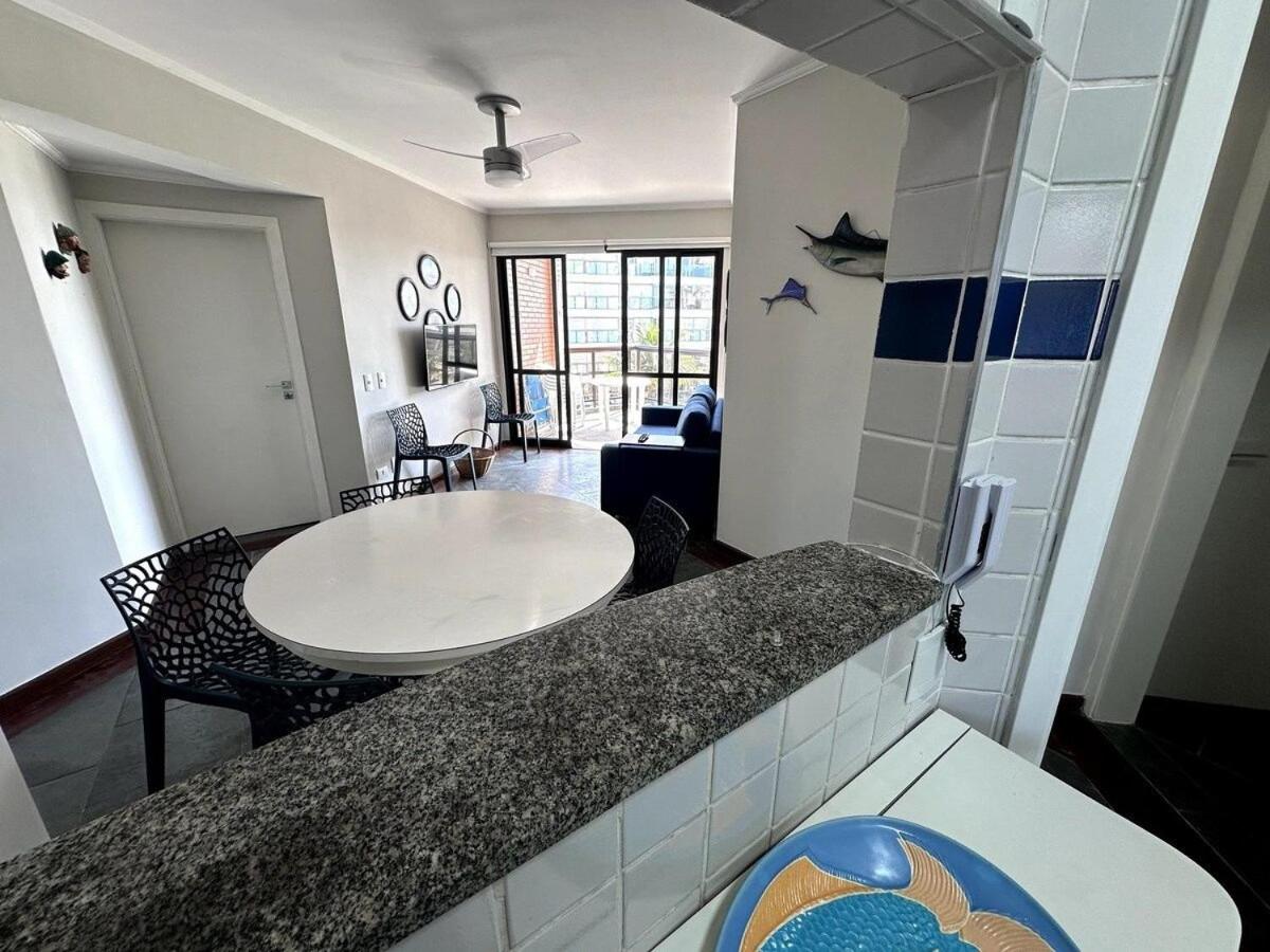 Apartment right on the sand in Riviera de São Lourenço
