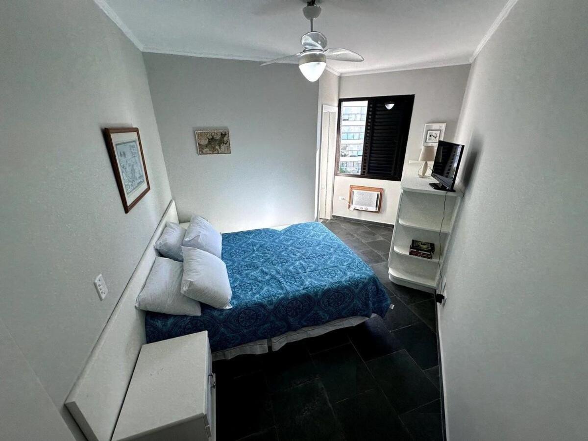 Apartment right on the sand in Riviera de São Lourenço