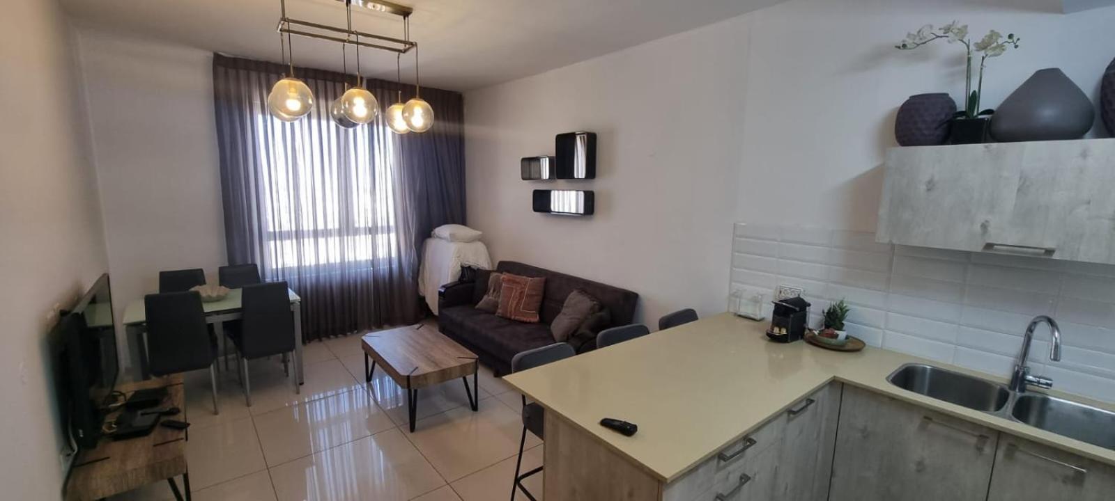 JTower Royal Suites - Alefimmoed