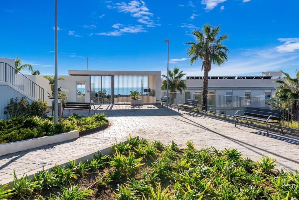 Beautiful Penthouse with Large Terrace