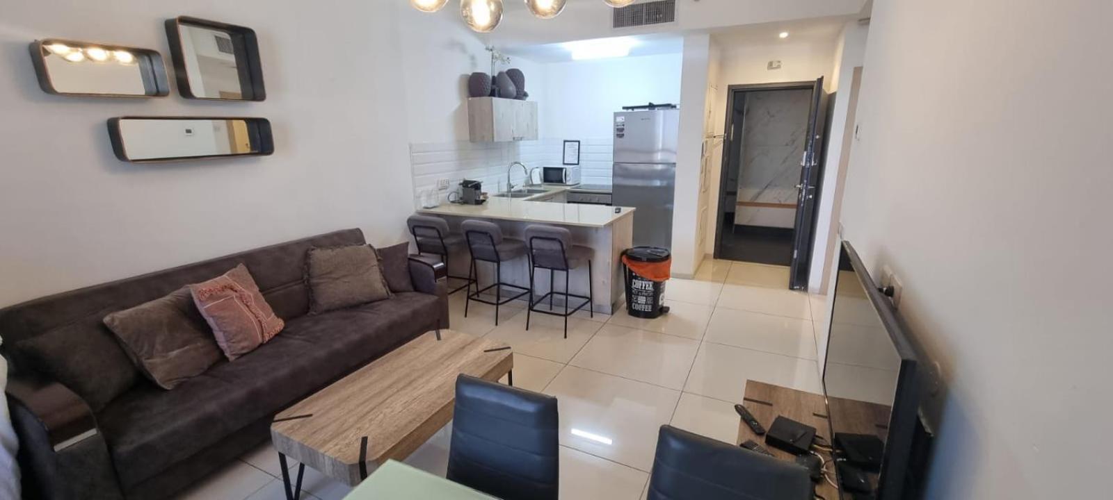 JTower Royal Suites - Alefimmoed