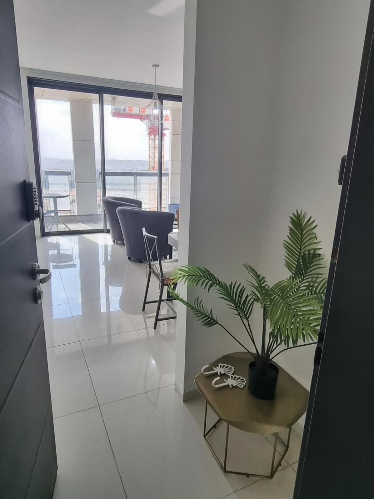 JTower Royal Suites - Alefimmoed