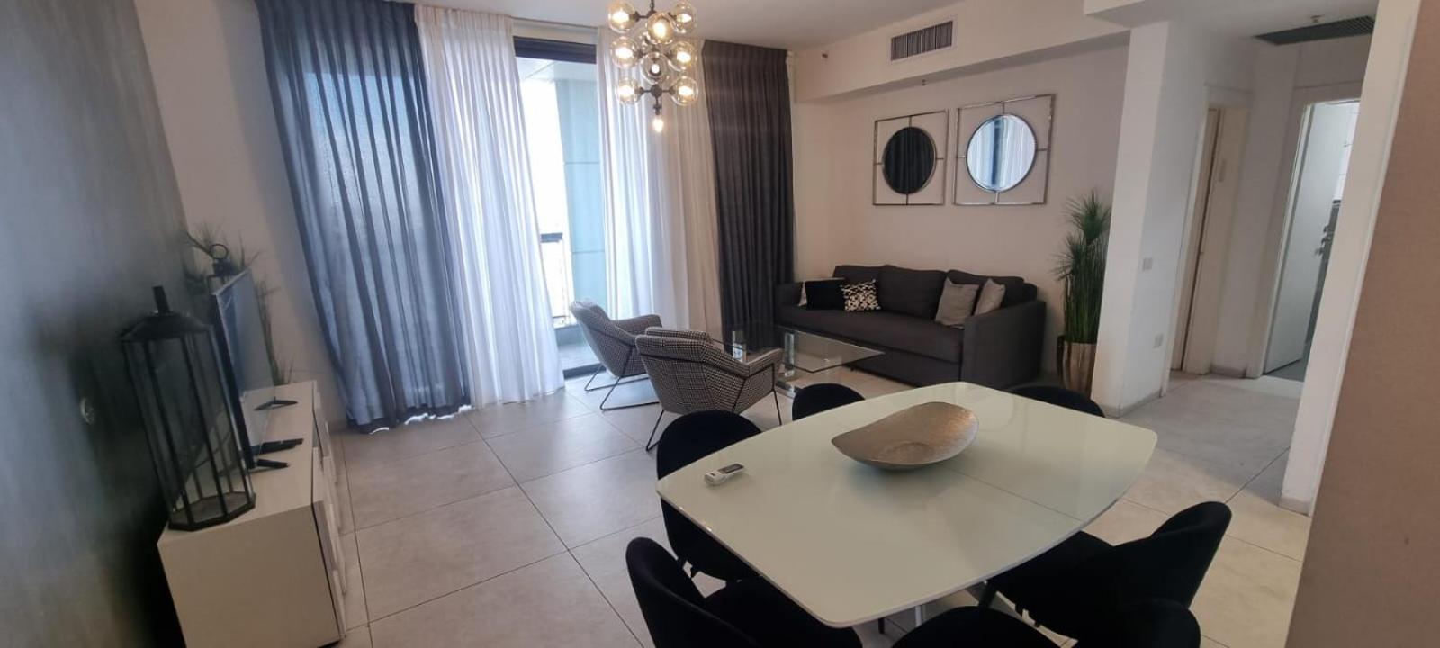 JTower Royal Suites - Alefimmoed