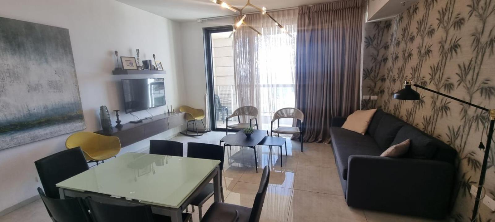JTower Royal Suites - Alefimmoed