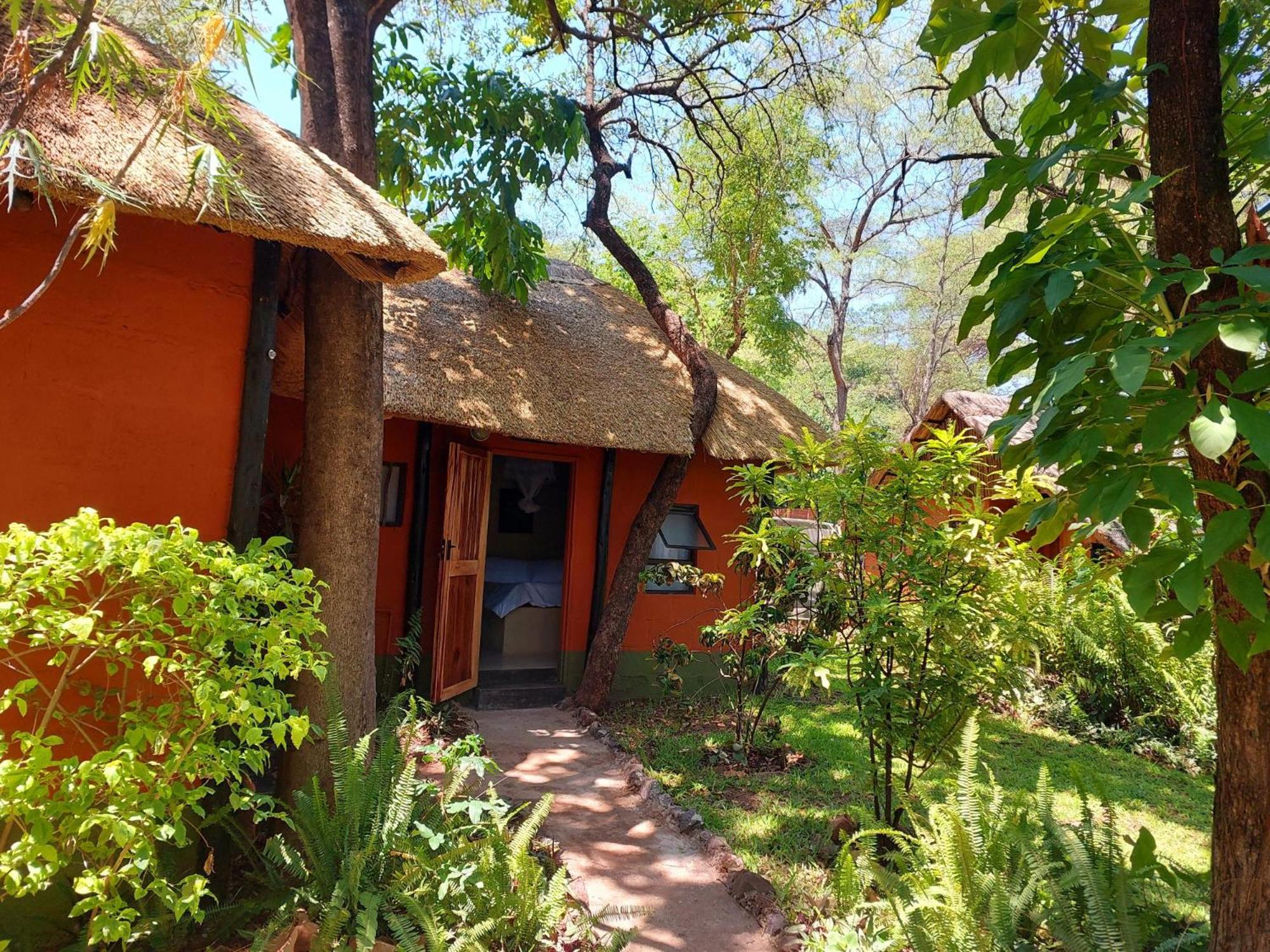 Victoria Falls Backpackers Lodge