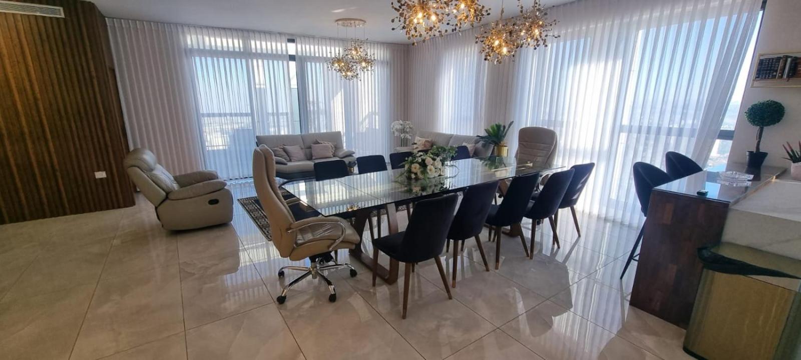 JTower Royal Suites - Alefimmoed