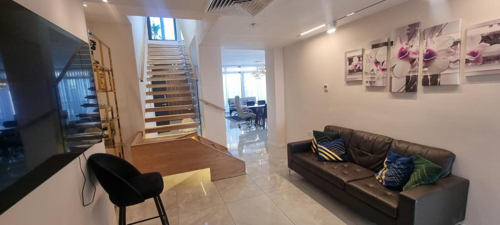 JTower Royal Suites - Alefimmoed