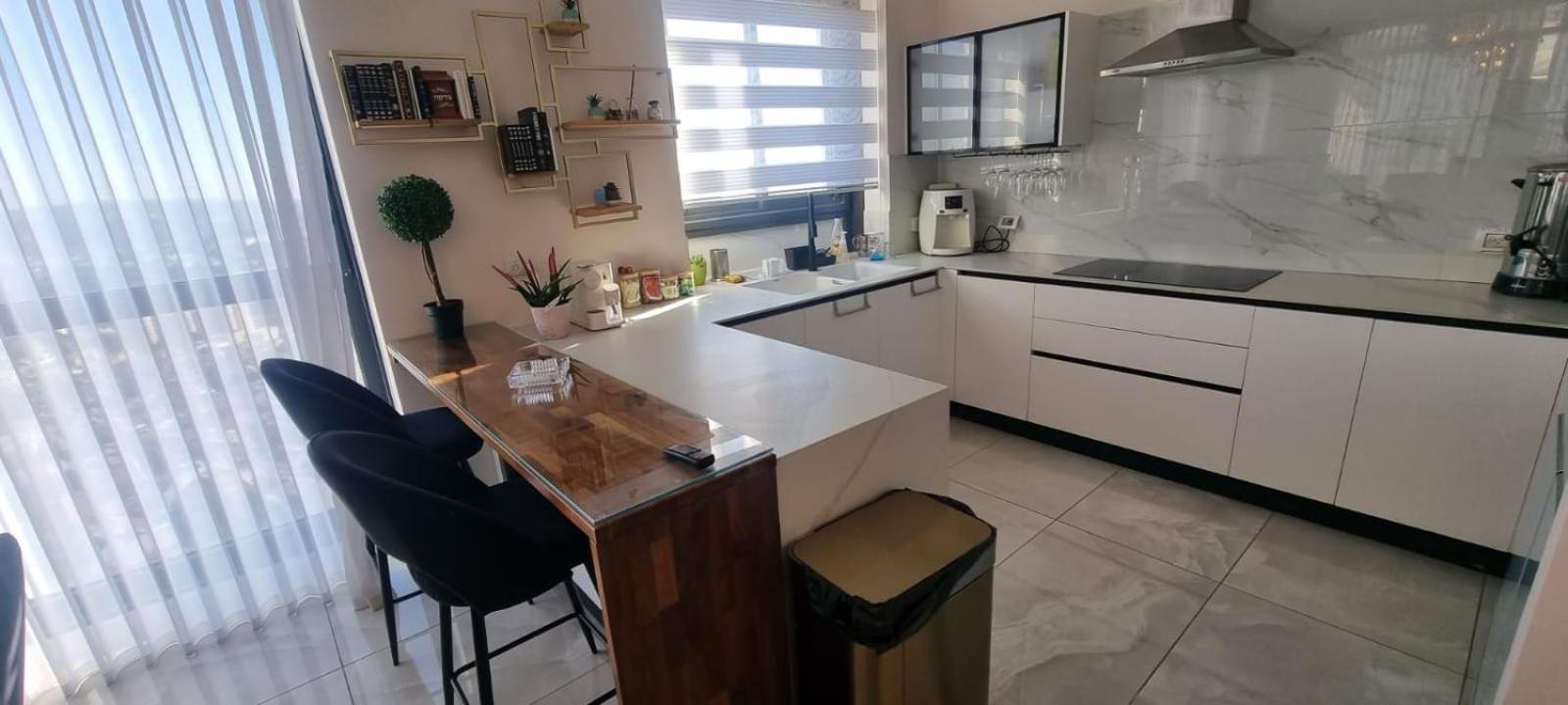 JTower Royal Suites - Alefimmoed