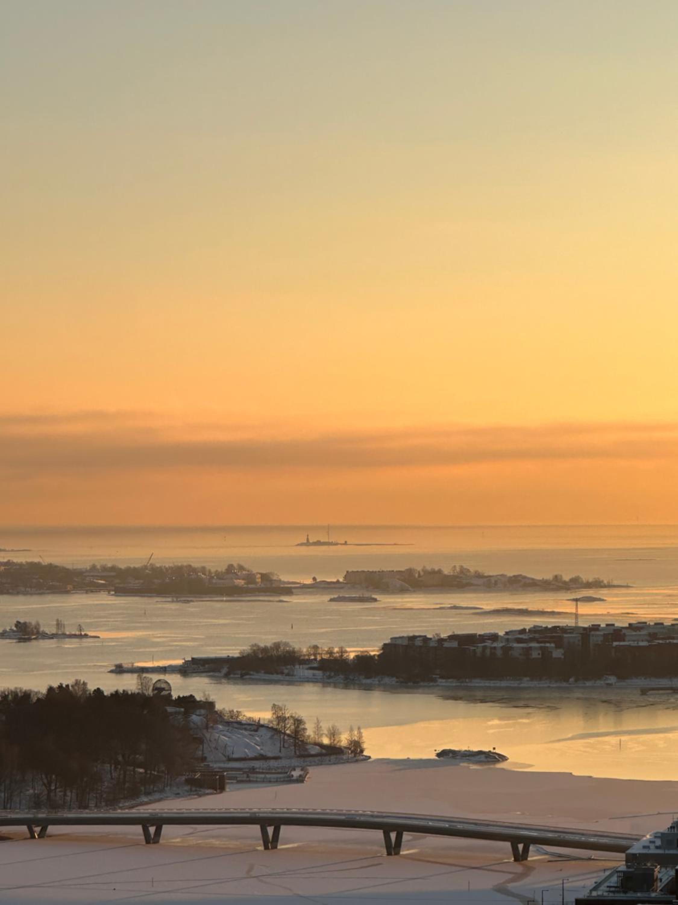 100m2 Luxury Skyscraper Apartment with Amazing view over Helsinki view 3