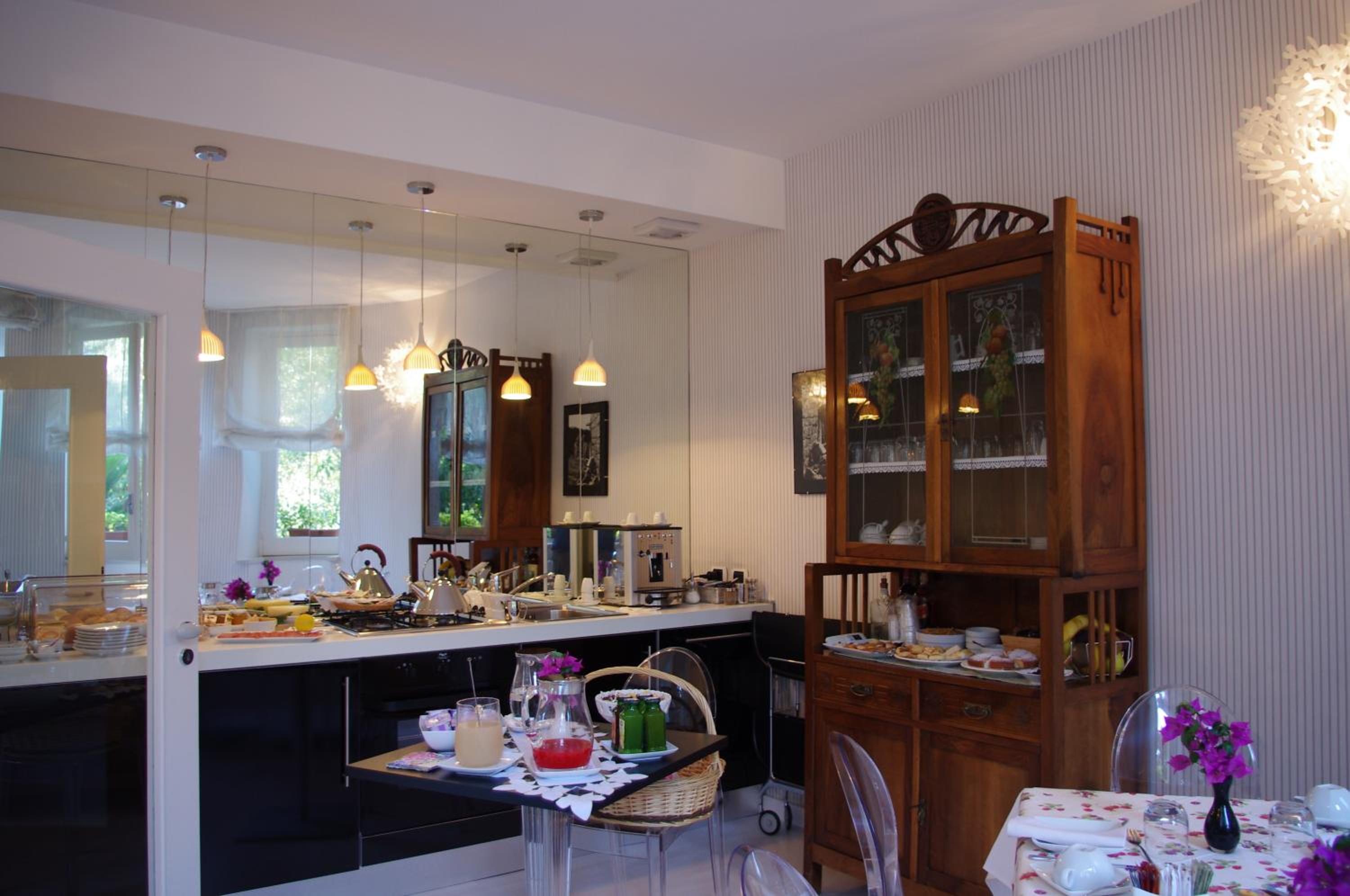 La Piccola Locanda en Modica — kitchen