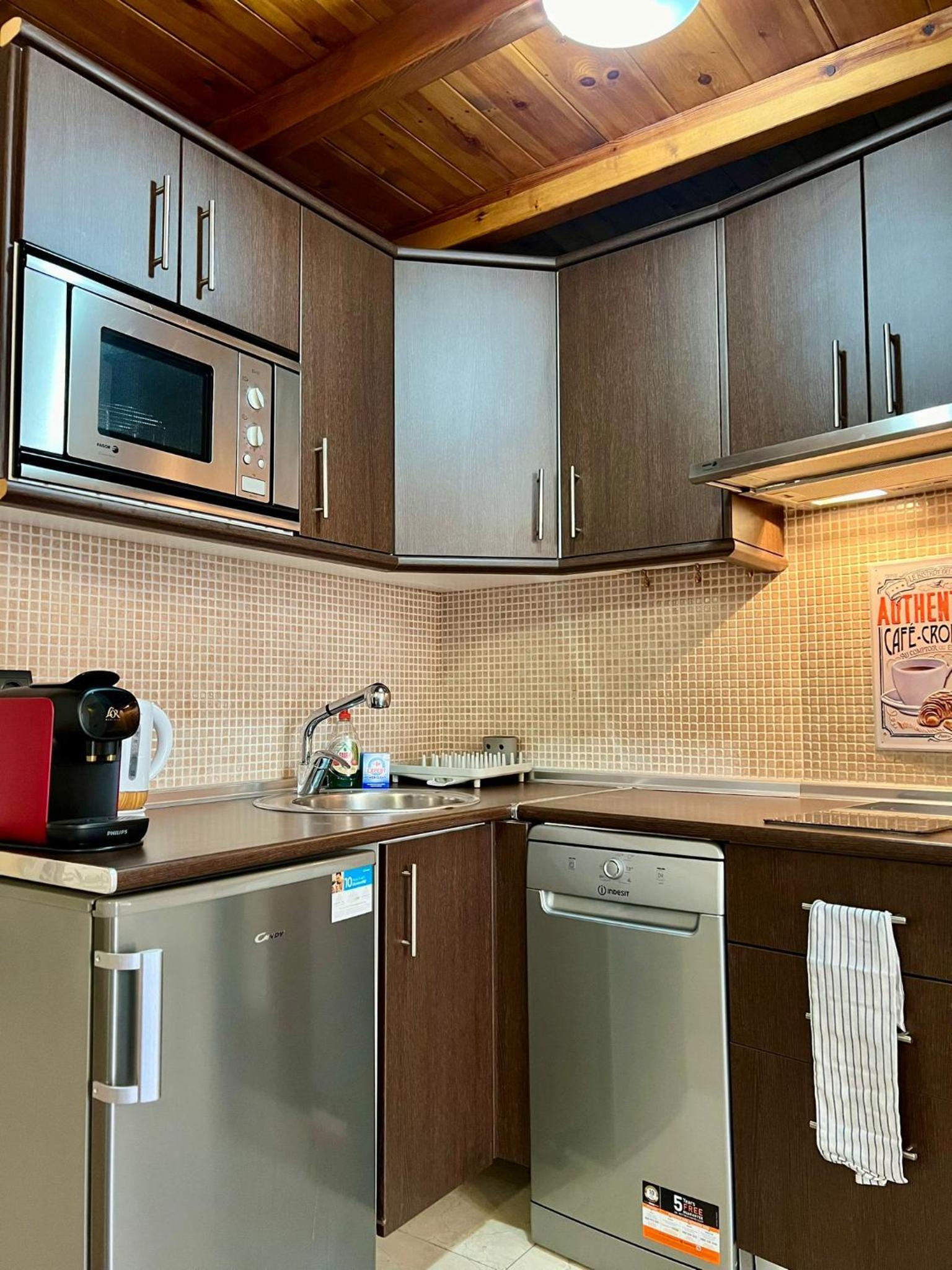 Amazing Apartment in Malaga Oldtown Calle Carreteria FREE WIFI&AC