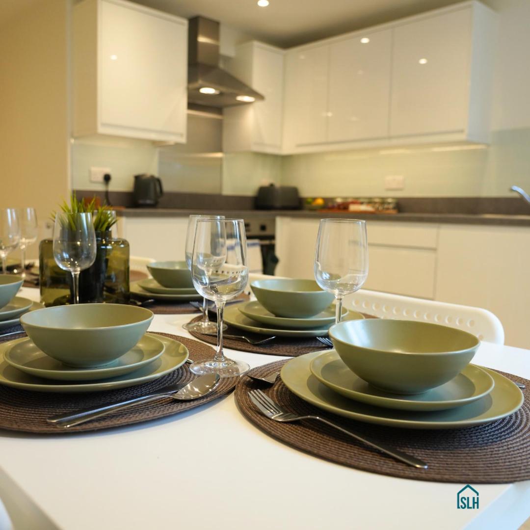 Oxford Vacations - Summertown Oxford- Entire 4 bedroom home, sleeps up to 10- 10 mins to city centre - Property Image 11