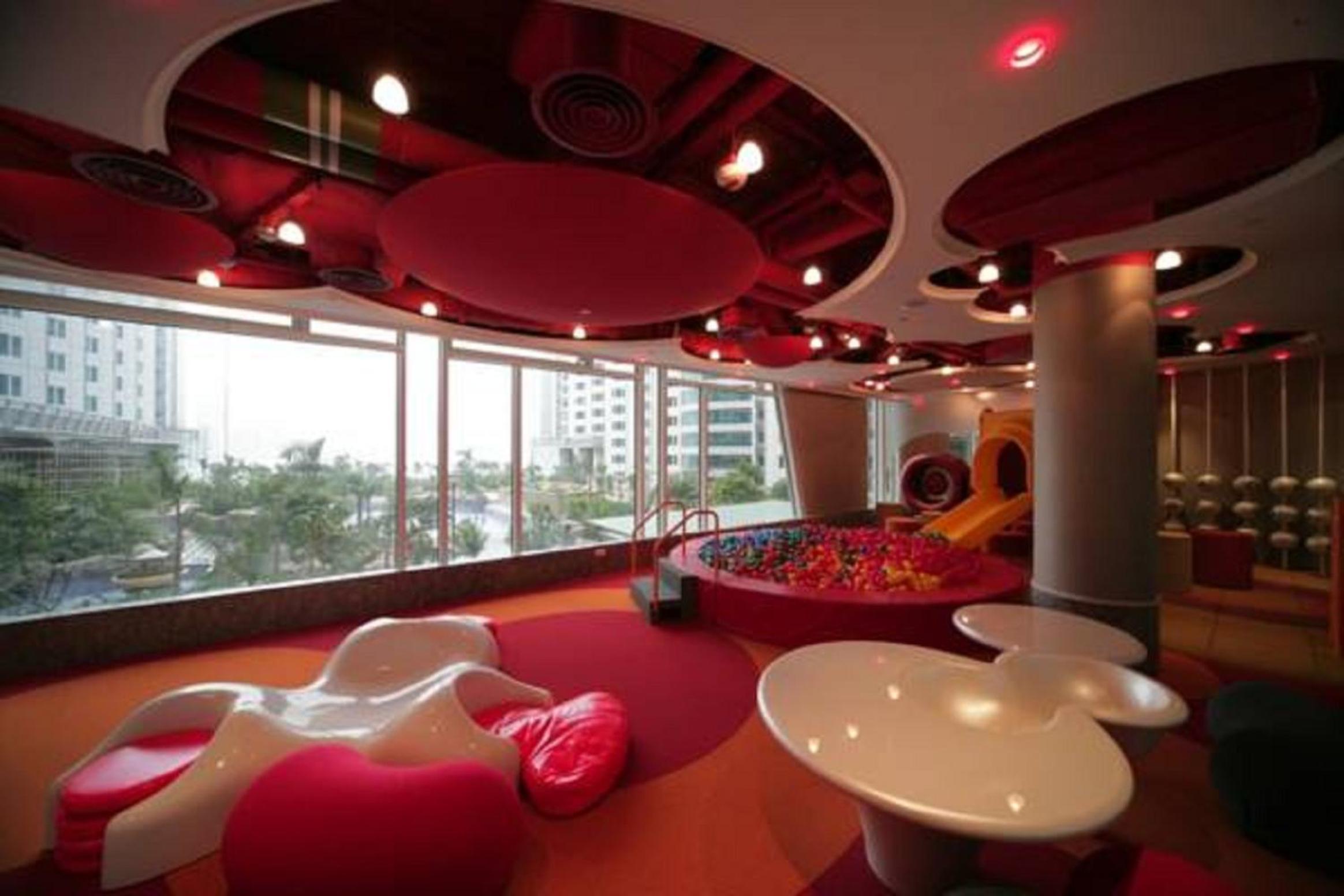 Kowloon Harbourfront Hotel